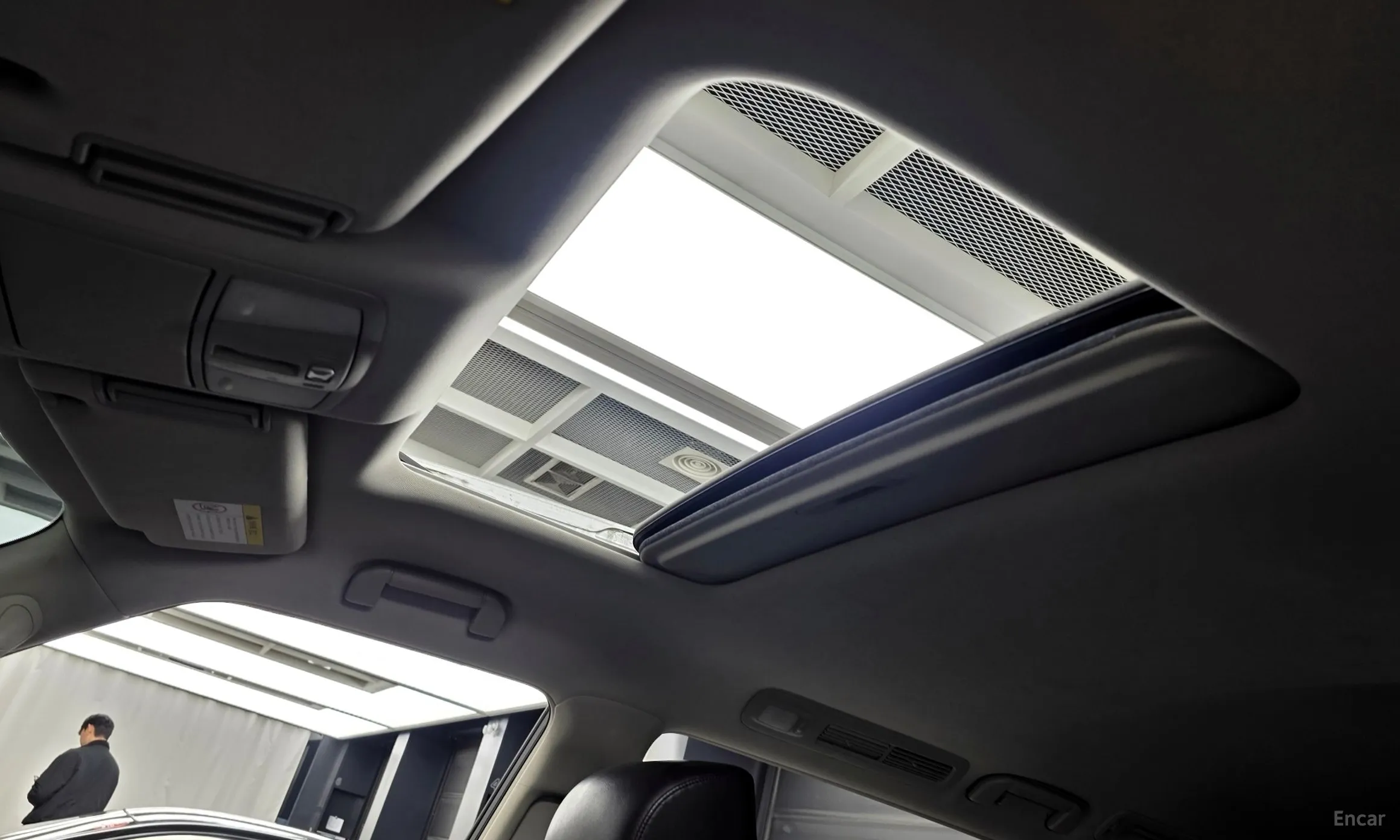 Infiniti QX56 превью 18