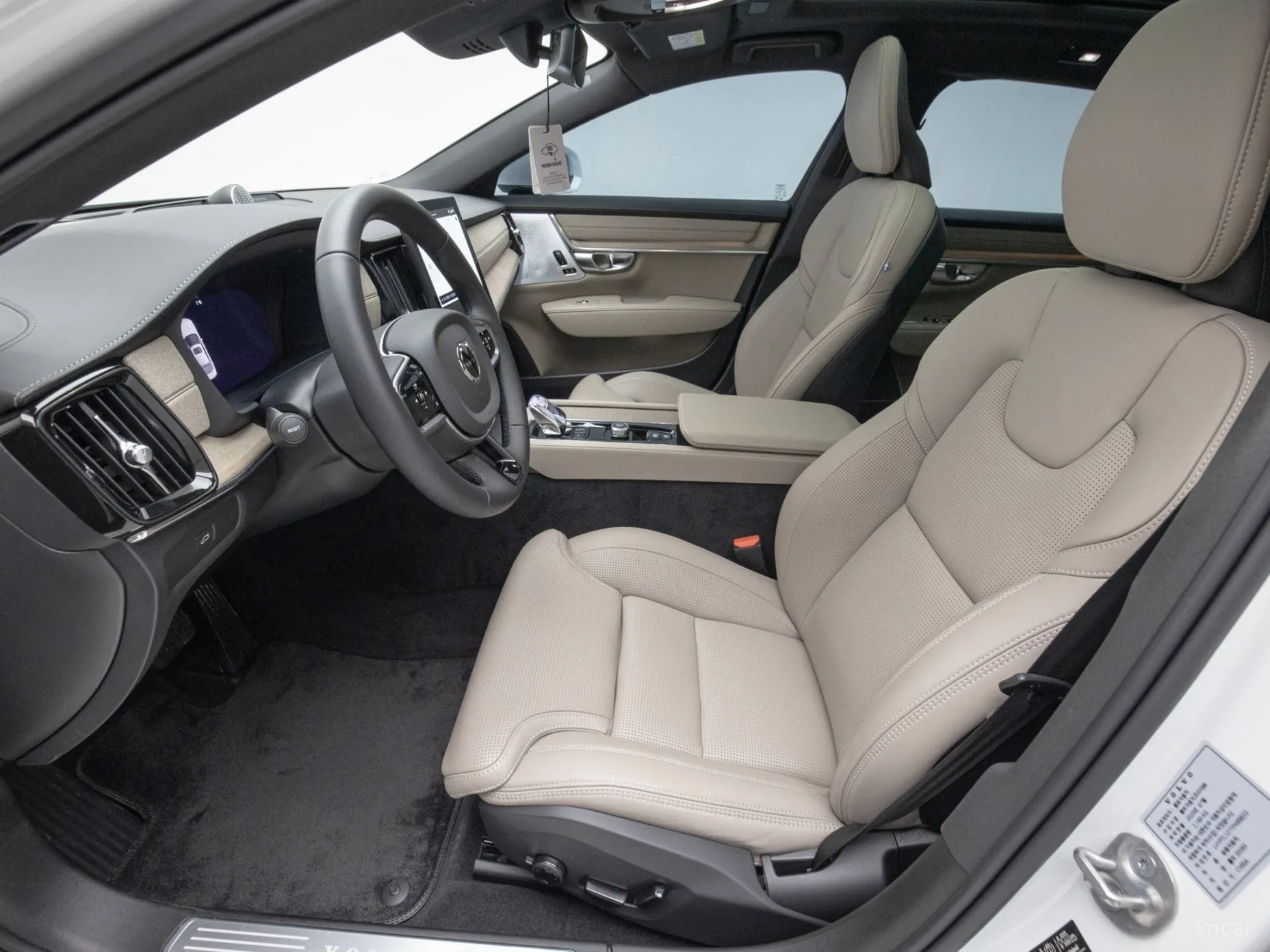 Volvo S90 превью 9