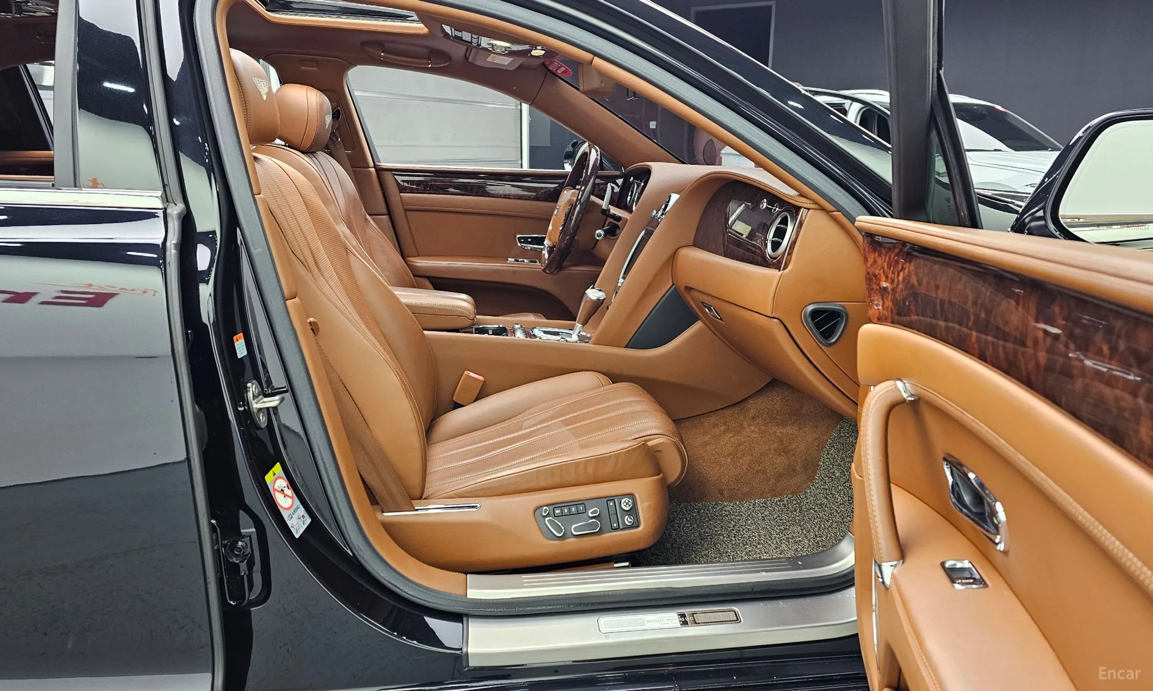 Bentley Flying Spur 2nd Generation превью 11