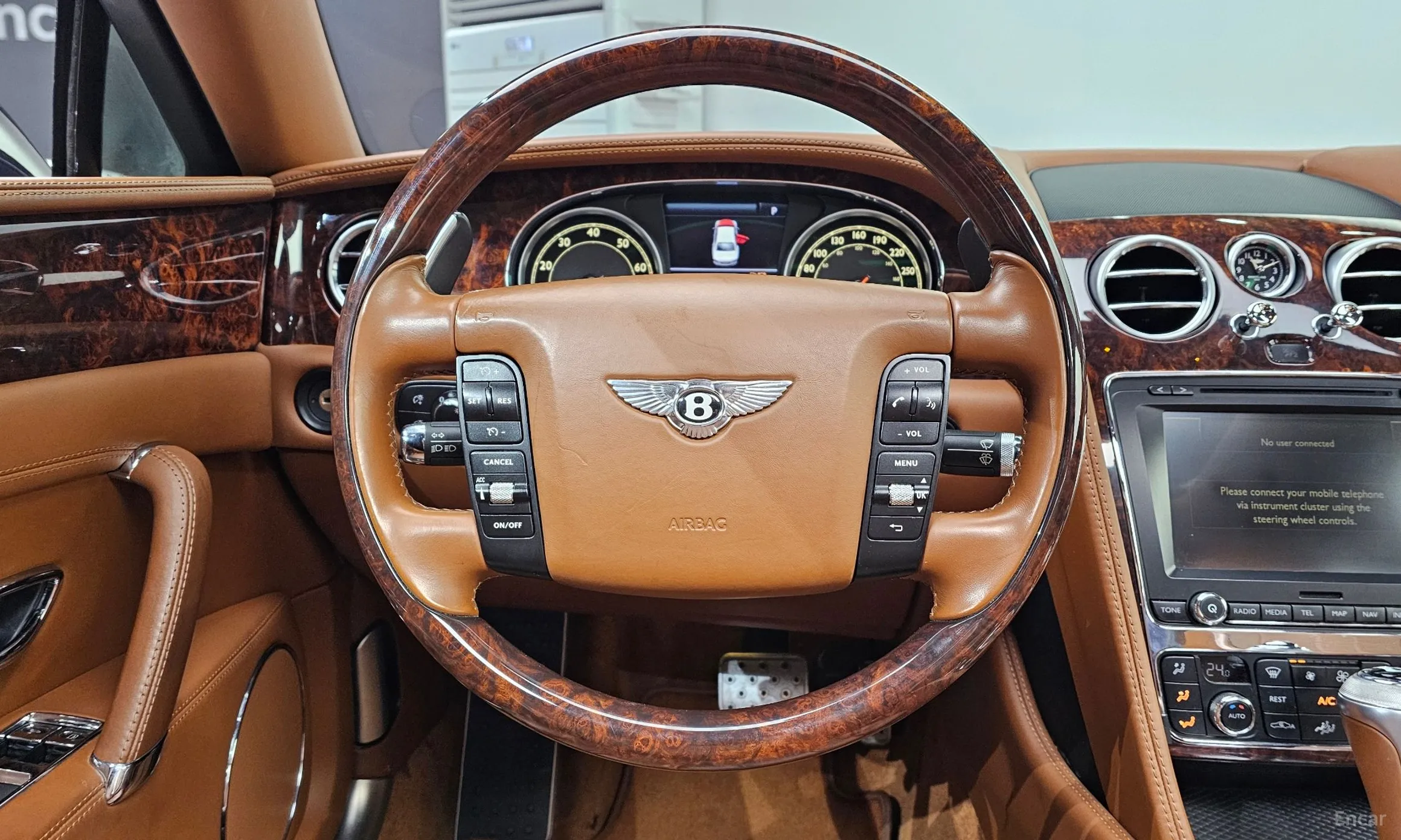 Bentley Flying Spur 2nd Generation превью 13
