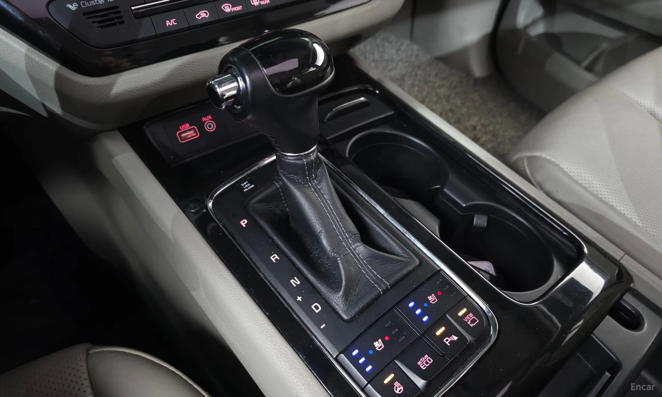 Kia Carnival превью 9