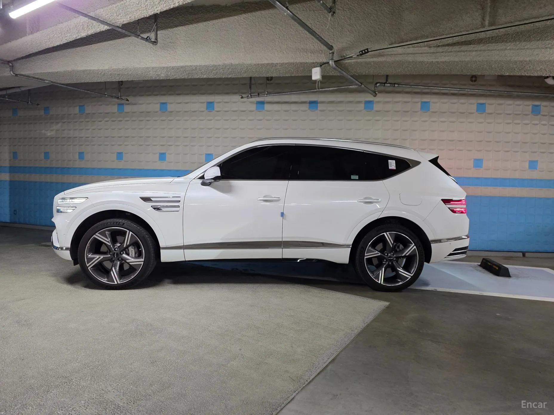 Genesis GV80 превью 3