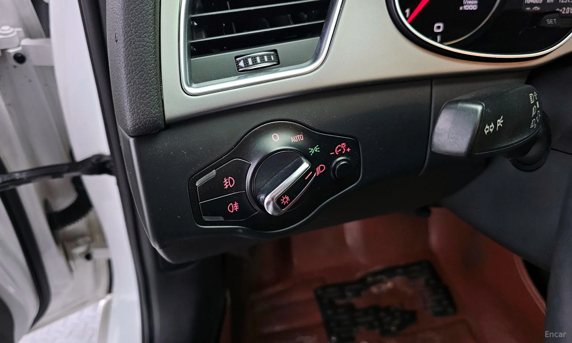 Audi New A4 превью 17