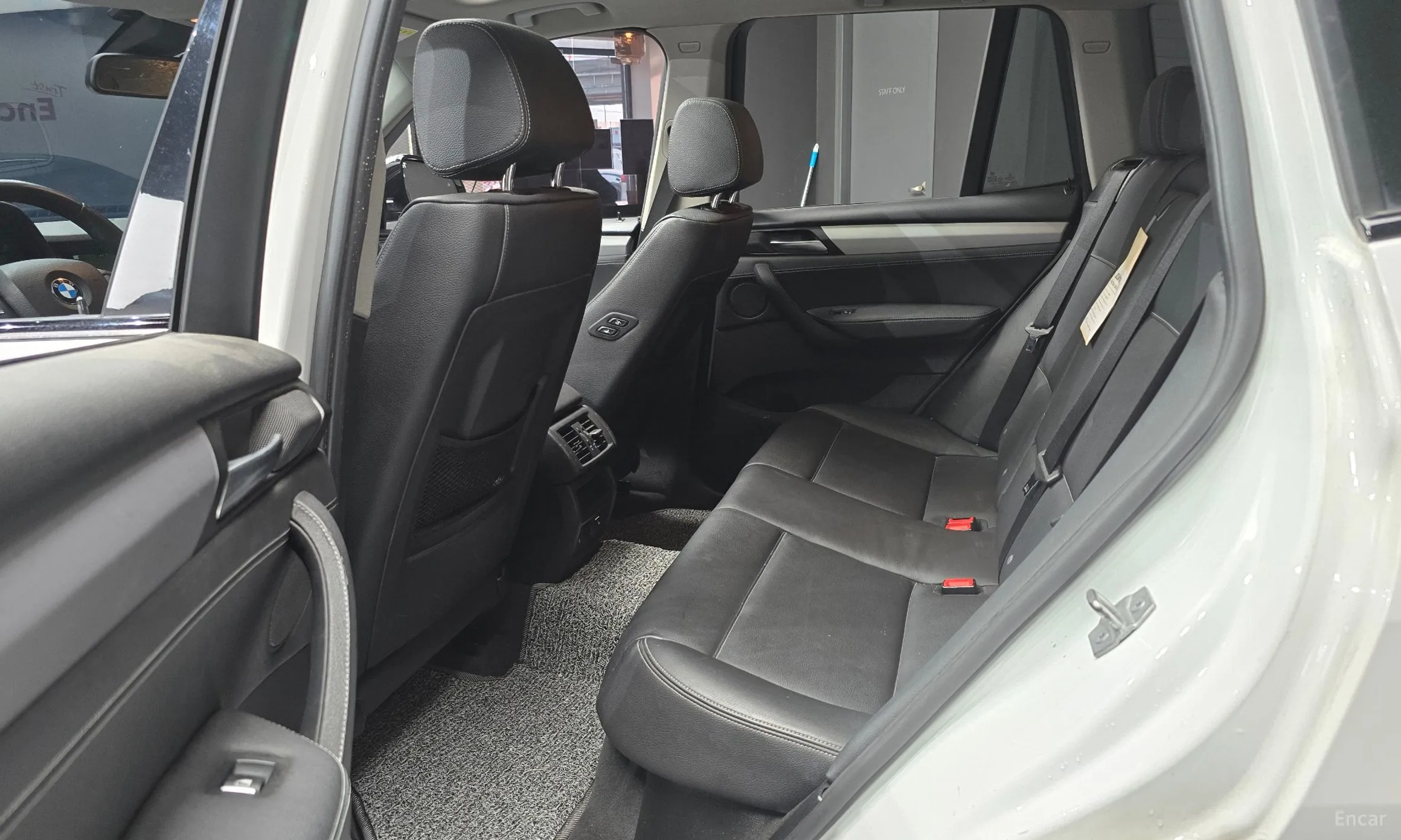 BMW X3 (F25) превью 12