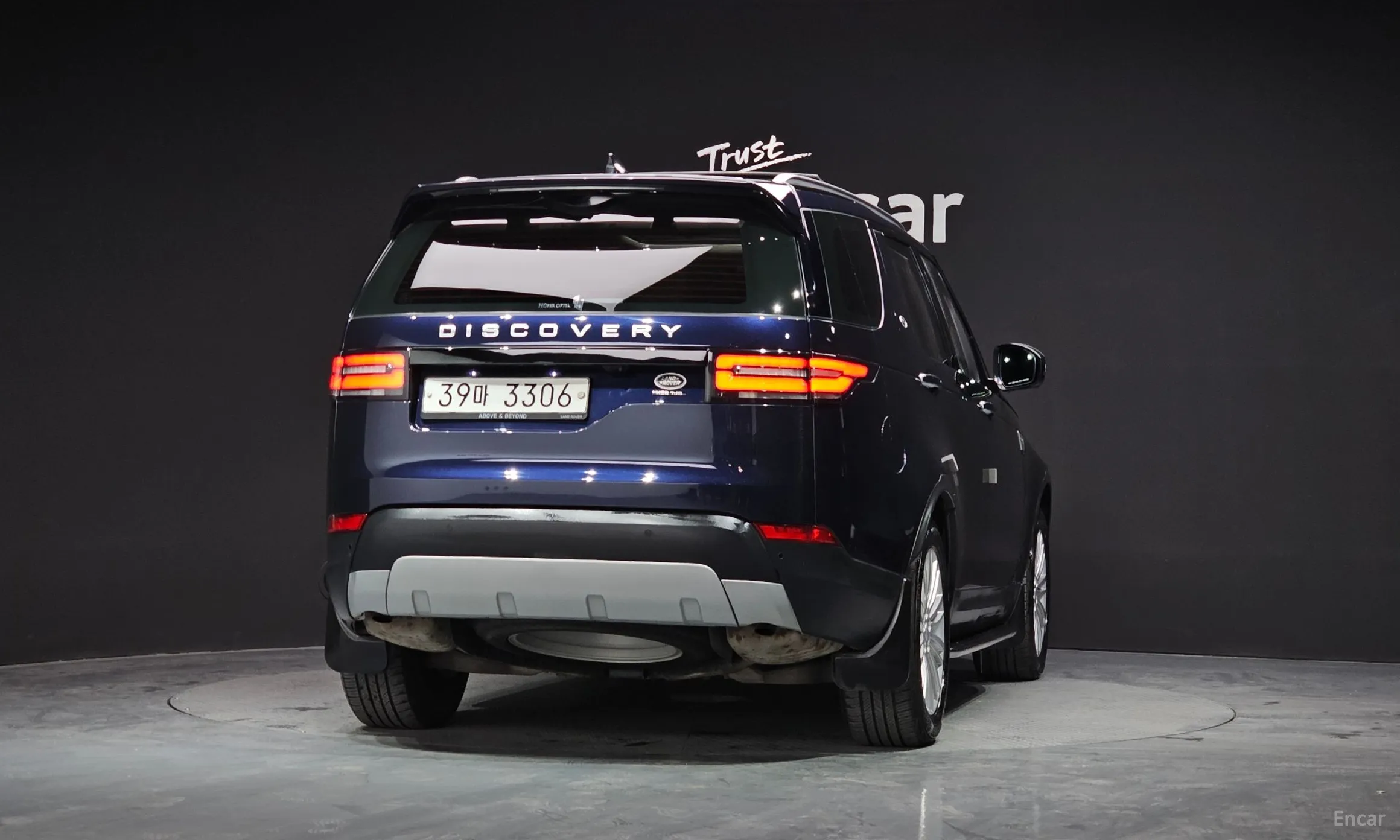 Land Rover Discovery 5 превью 4