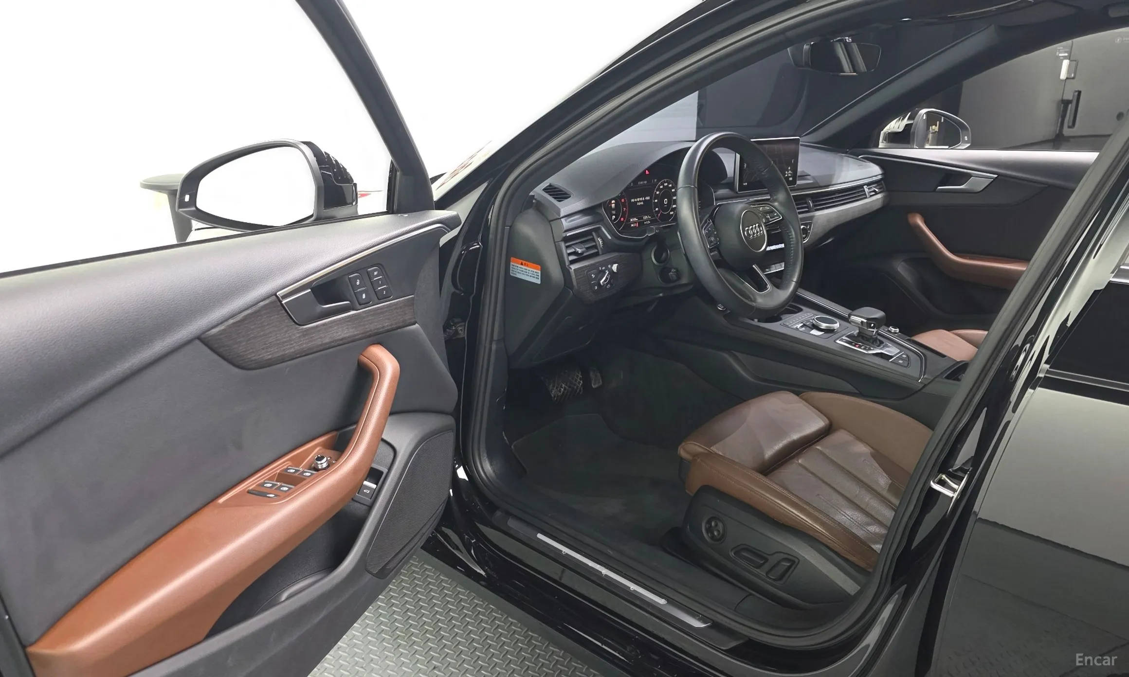 Audi A4 (B9) превью 10