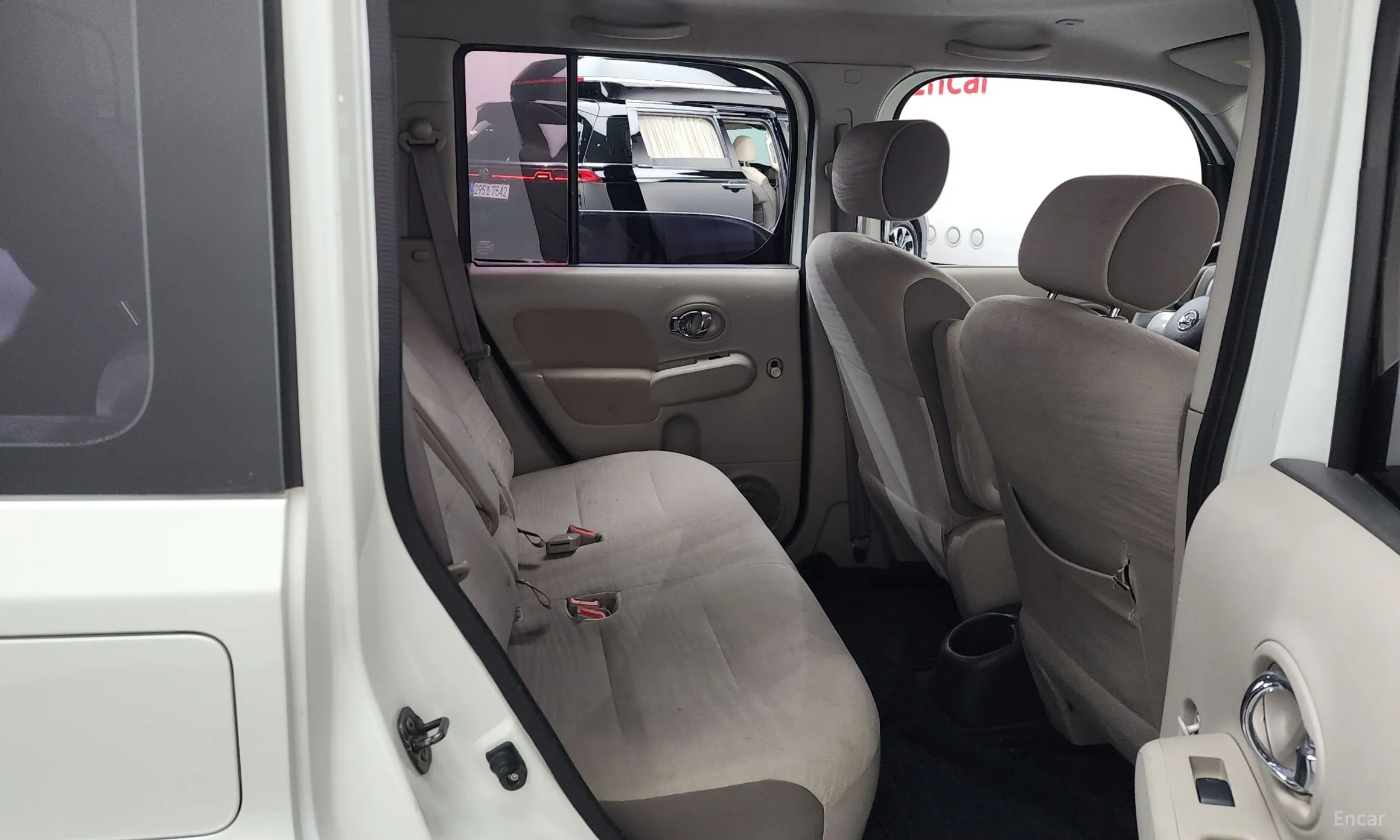 Nissan Cube превью 12