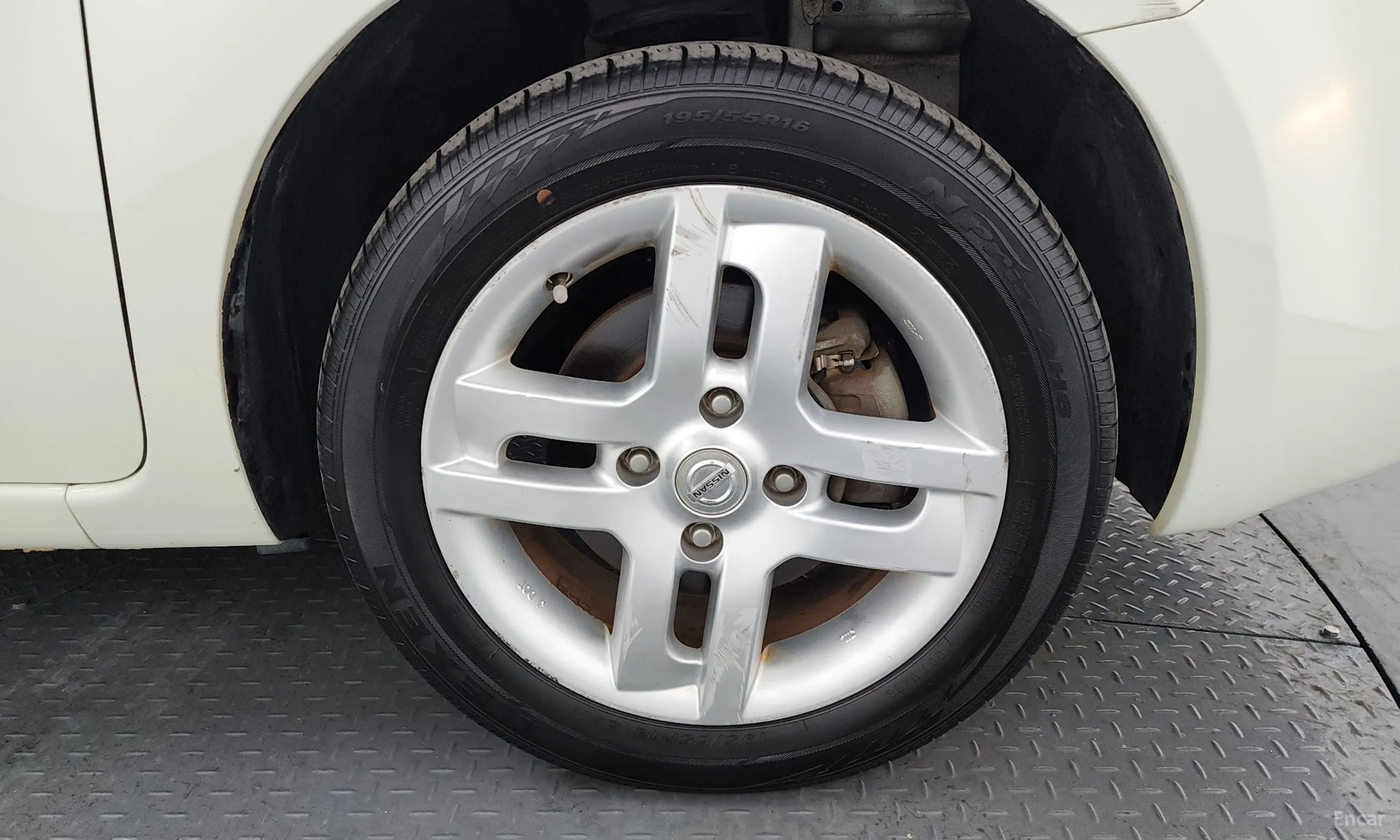 Nissan Cube превью 5
