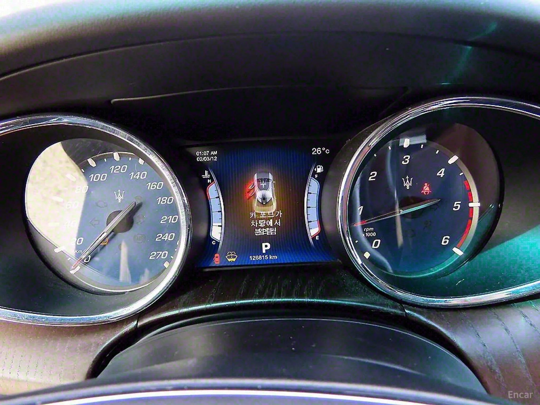 Maserati Quattroporte превью 9