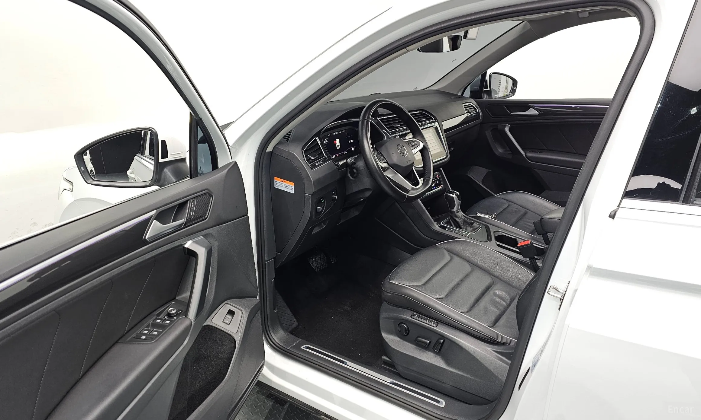 Volkswagen Tiguan 2nd Generation превью 11