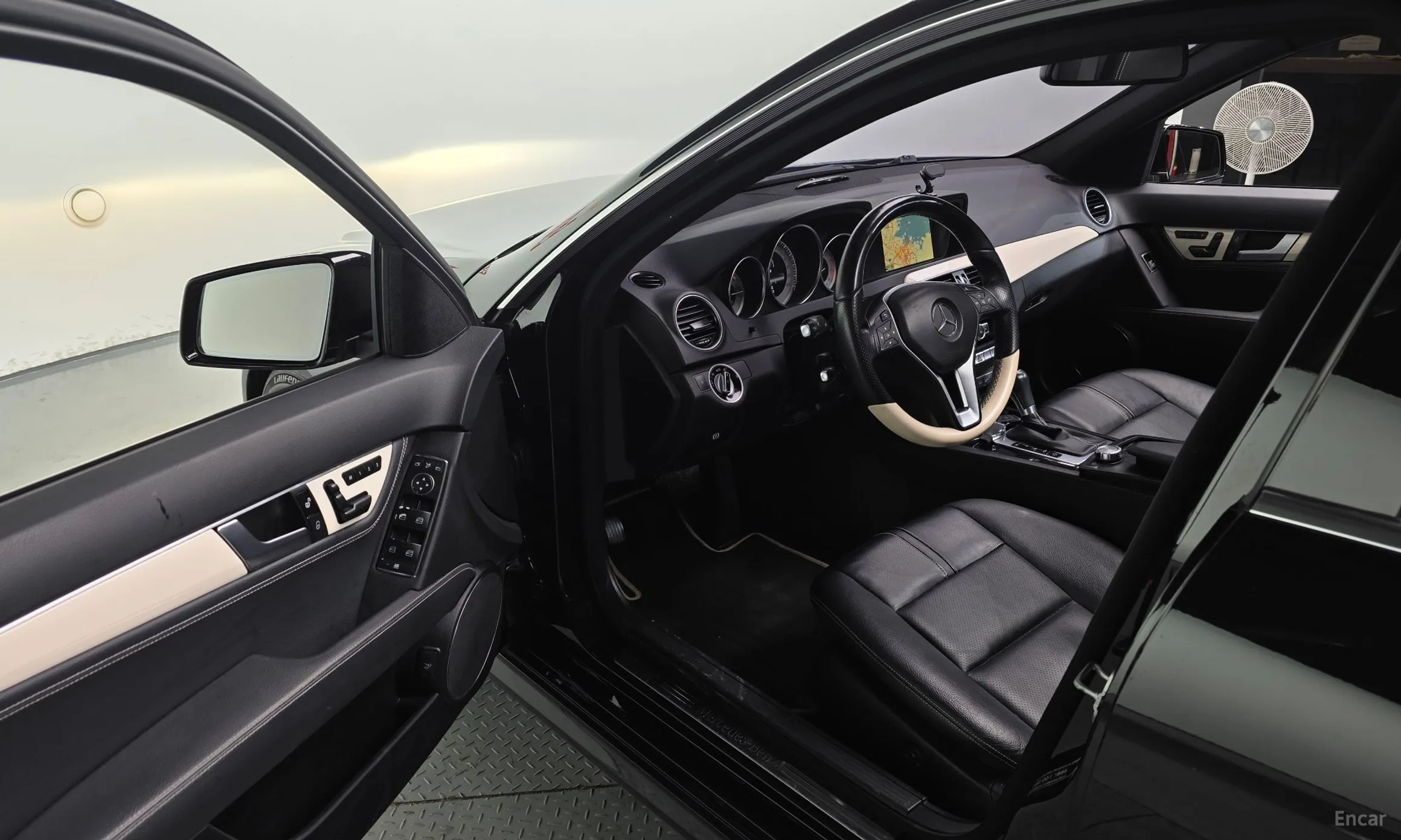 Mercedes Benz C-Class W204 превью 11