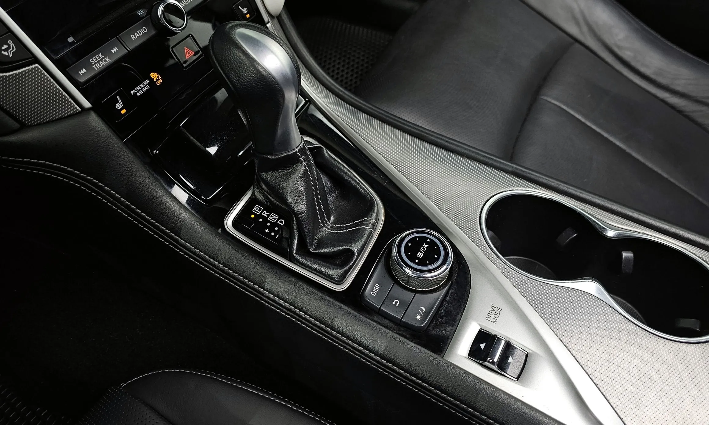 Infiniti Q50 превью 9
