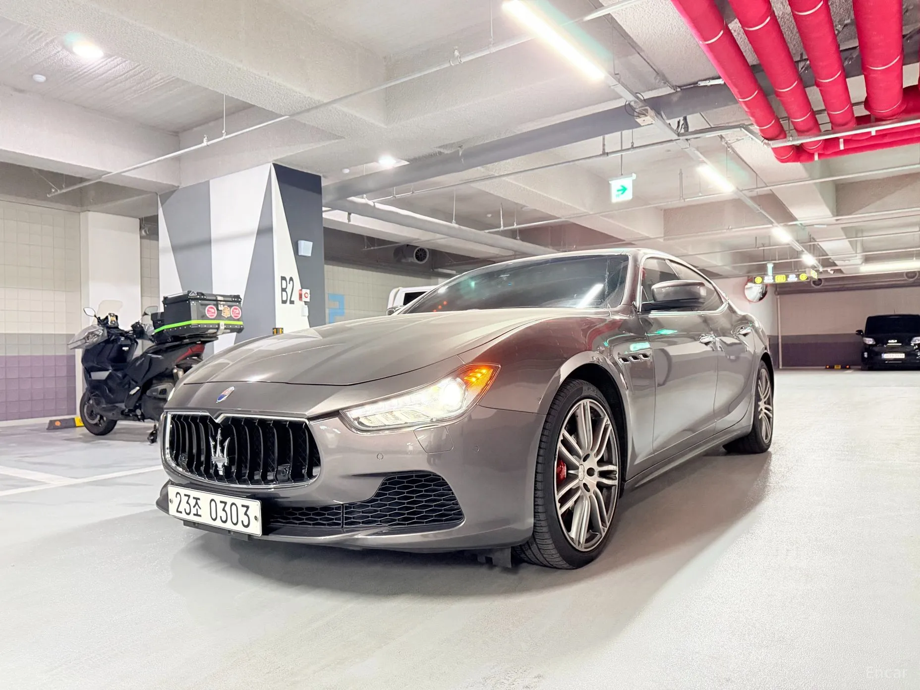 Maserati Ghibli превью 11