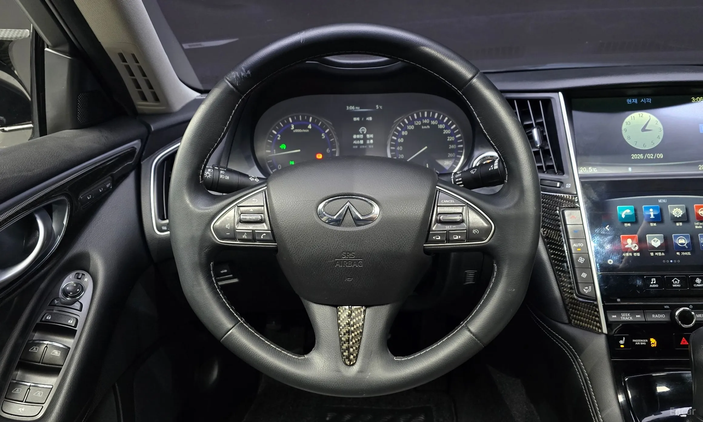 Infiniti Q50 превью 13