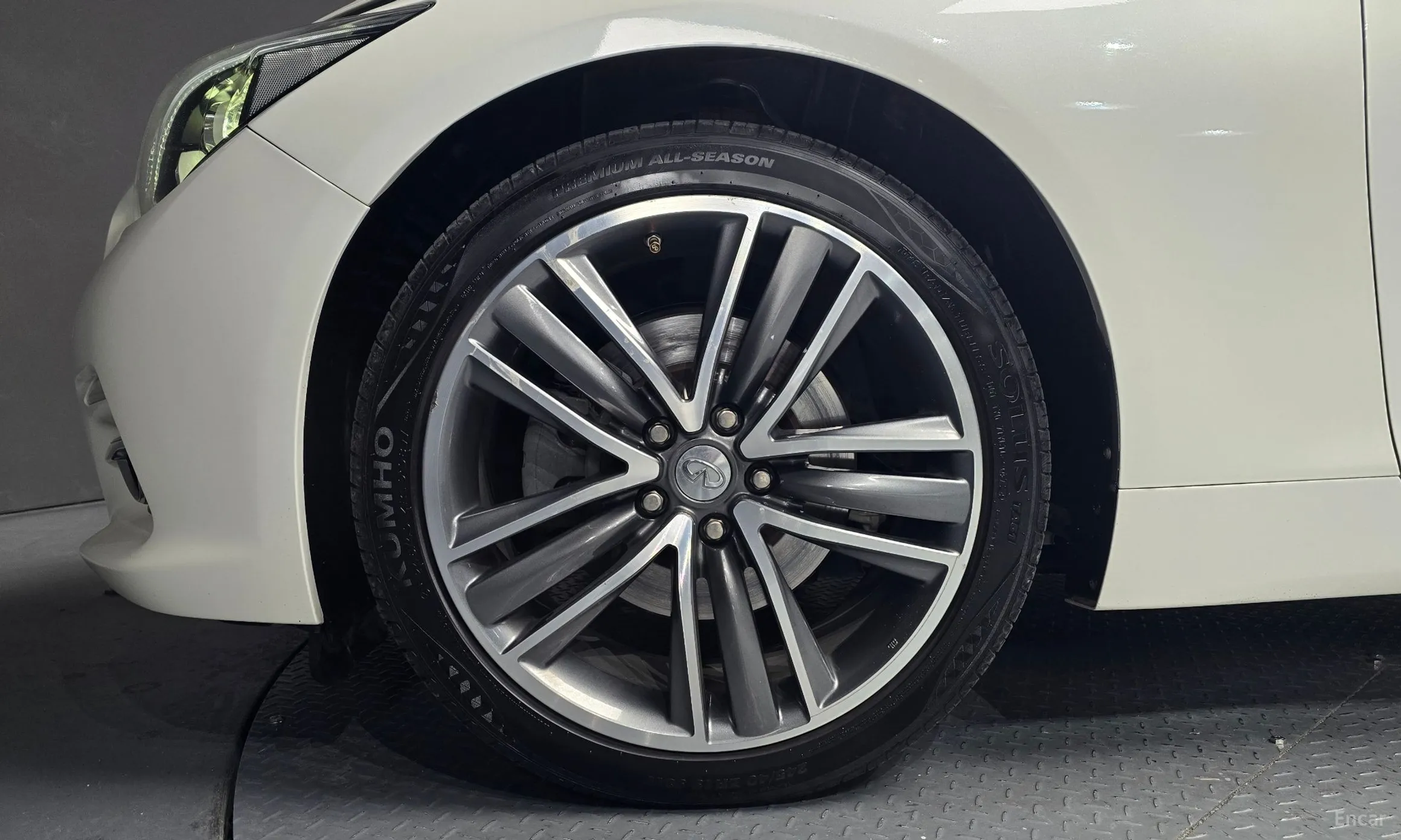 Infiniti Q50 превью 5