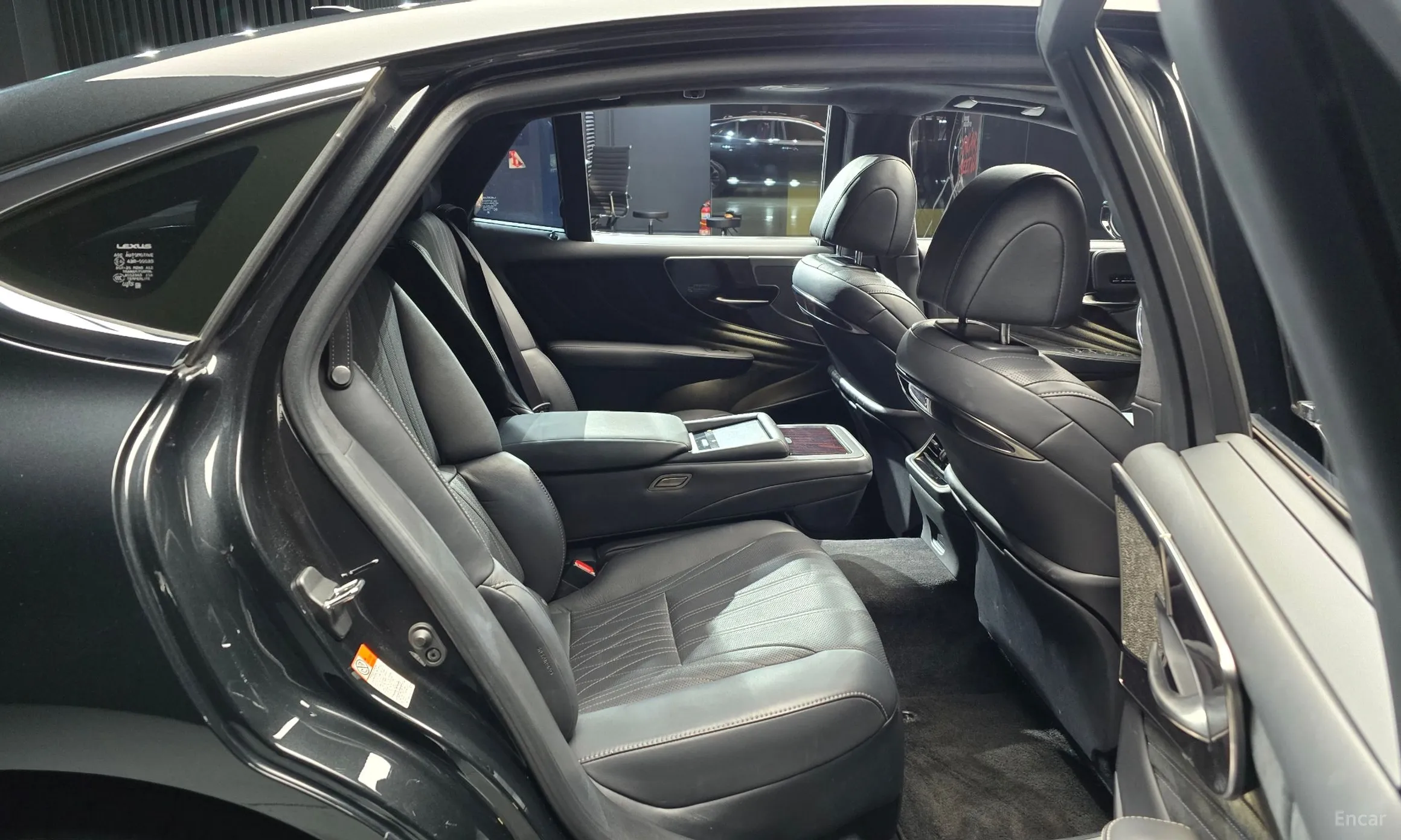 Lexus LS500 5th Generation превью 12