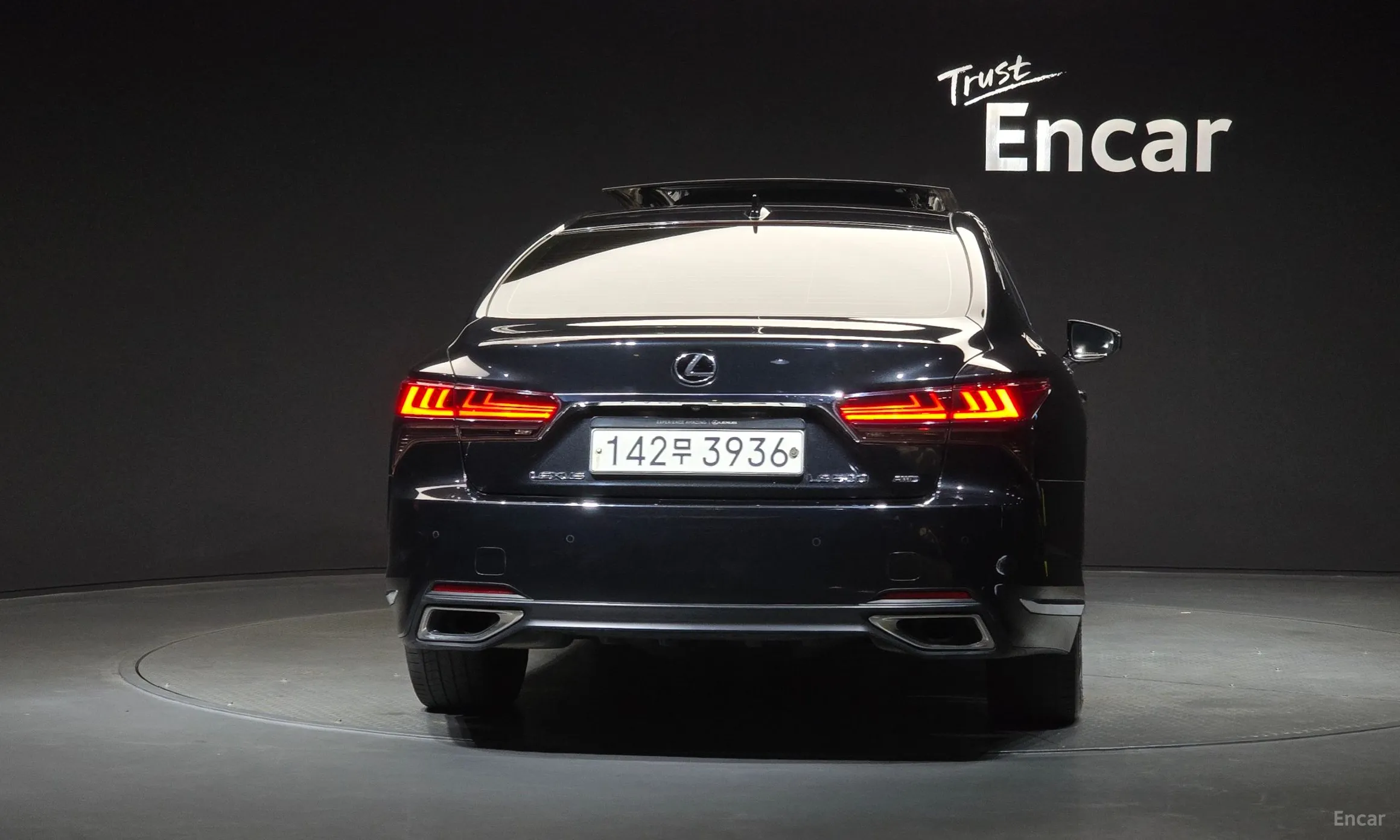 Lexus LS500 5th Generation превью 4