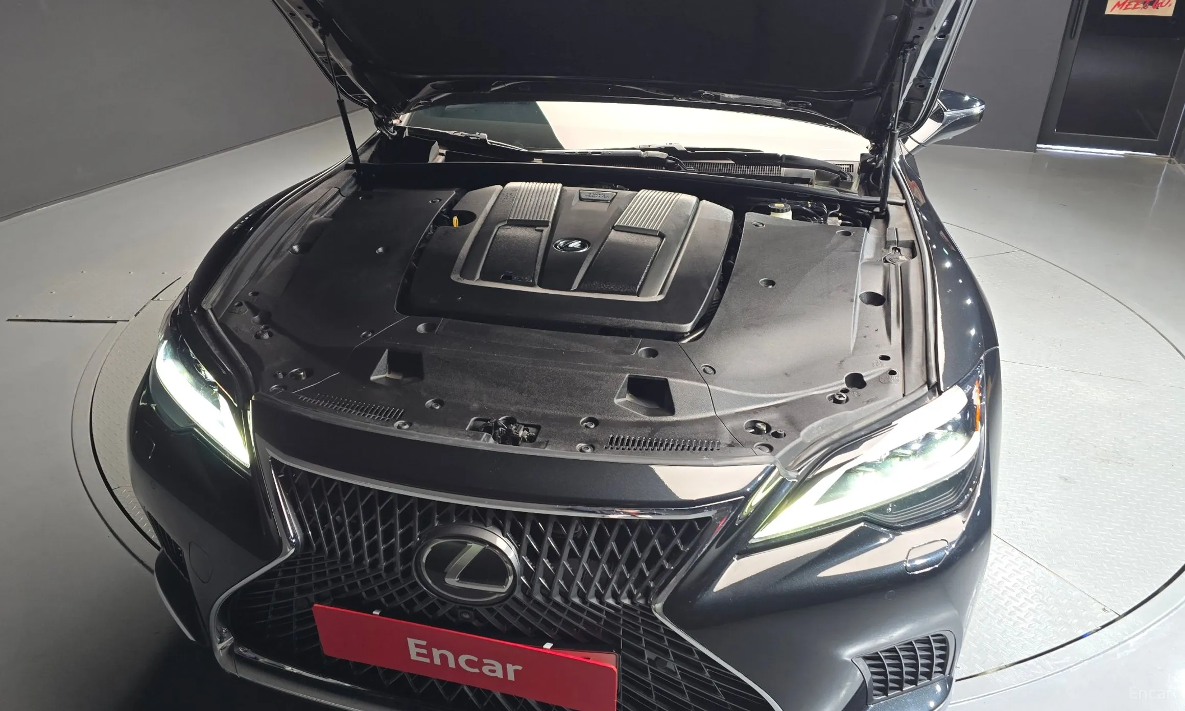 Lexus LS500 5th Generation превью 6