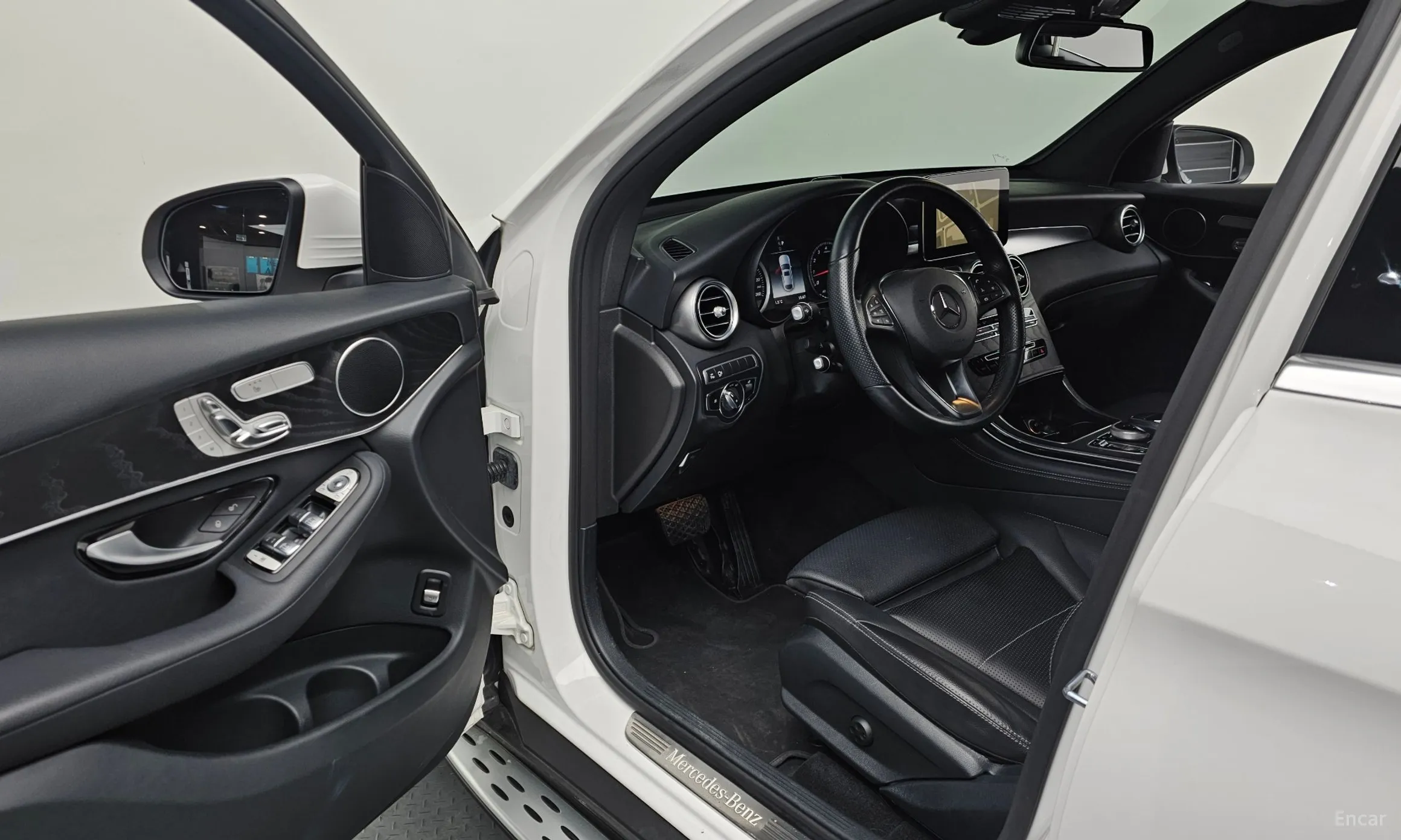 Mercedes Benz GLC-Class X253 превью 10