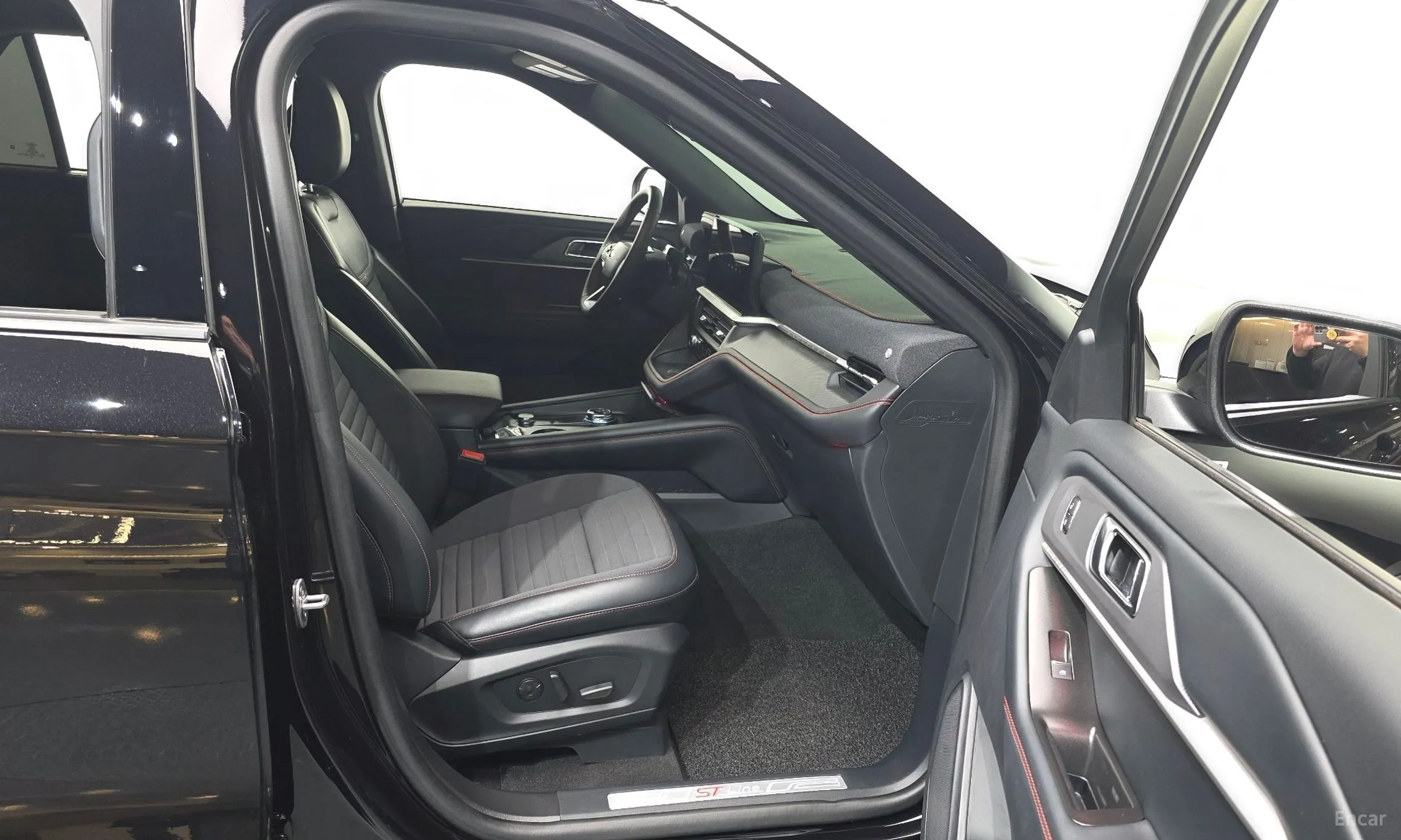 Ford Explorer 6th Generation превью 11