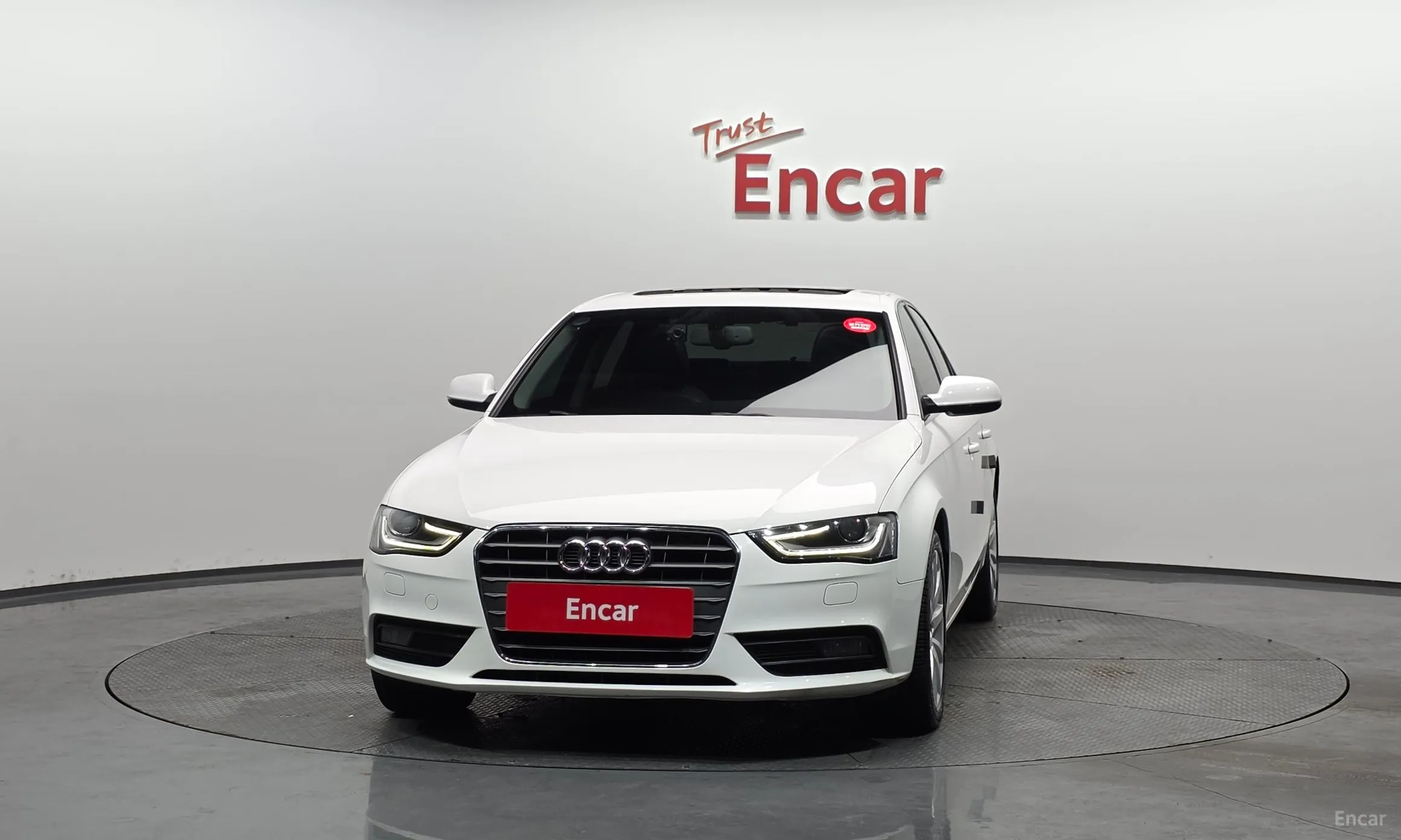 Audi New A4 превью 3