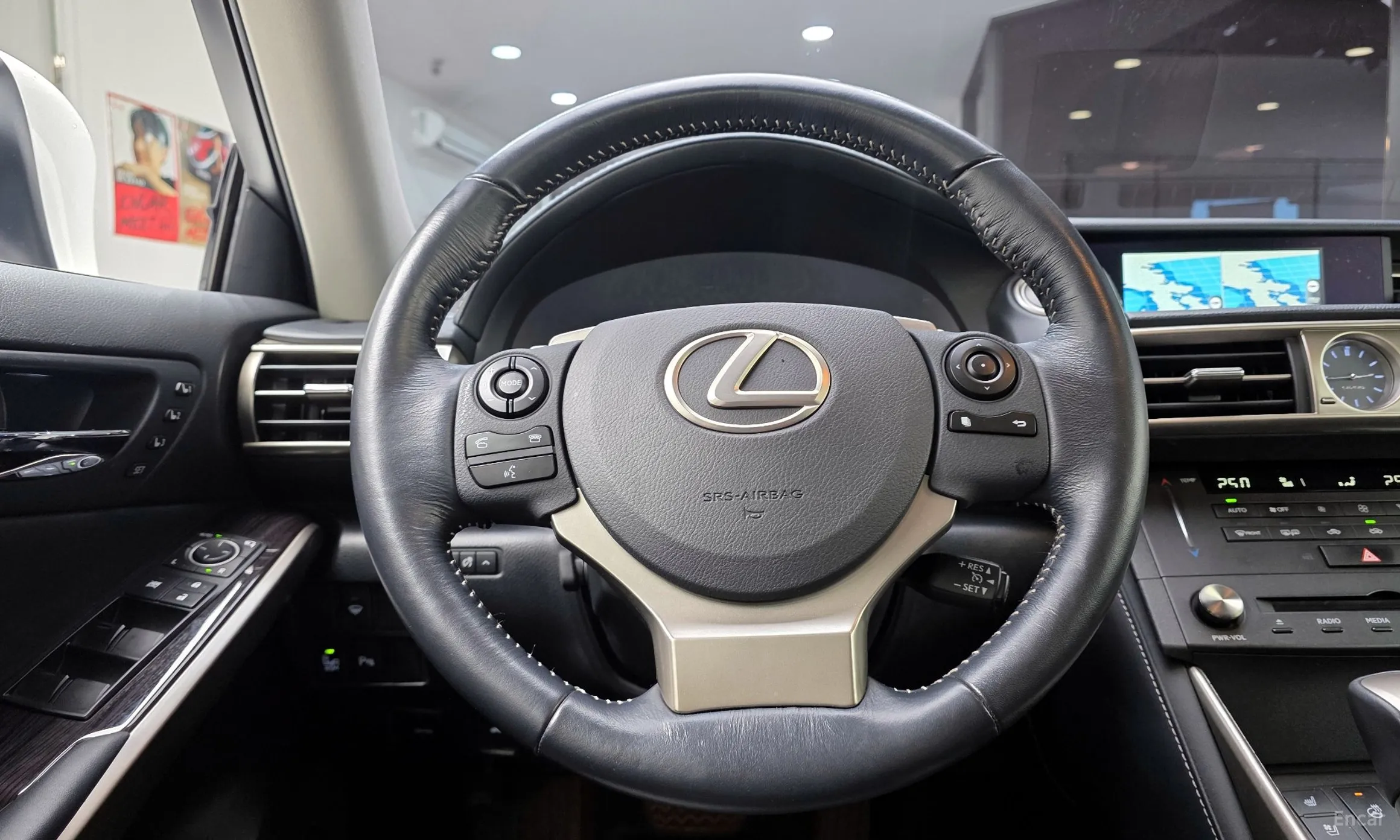 Lexus New IS250 превью 13