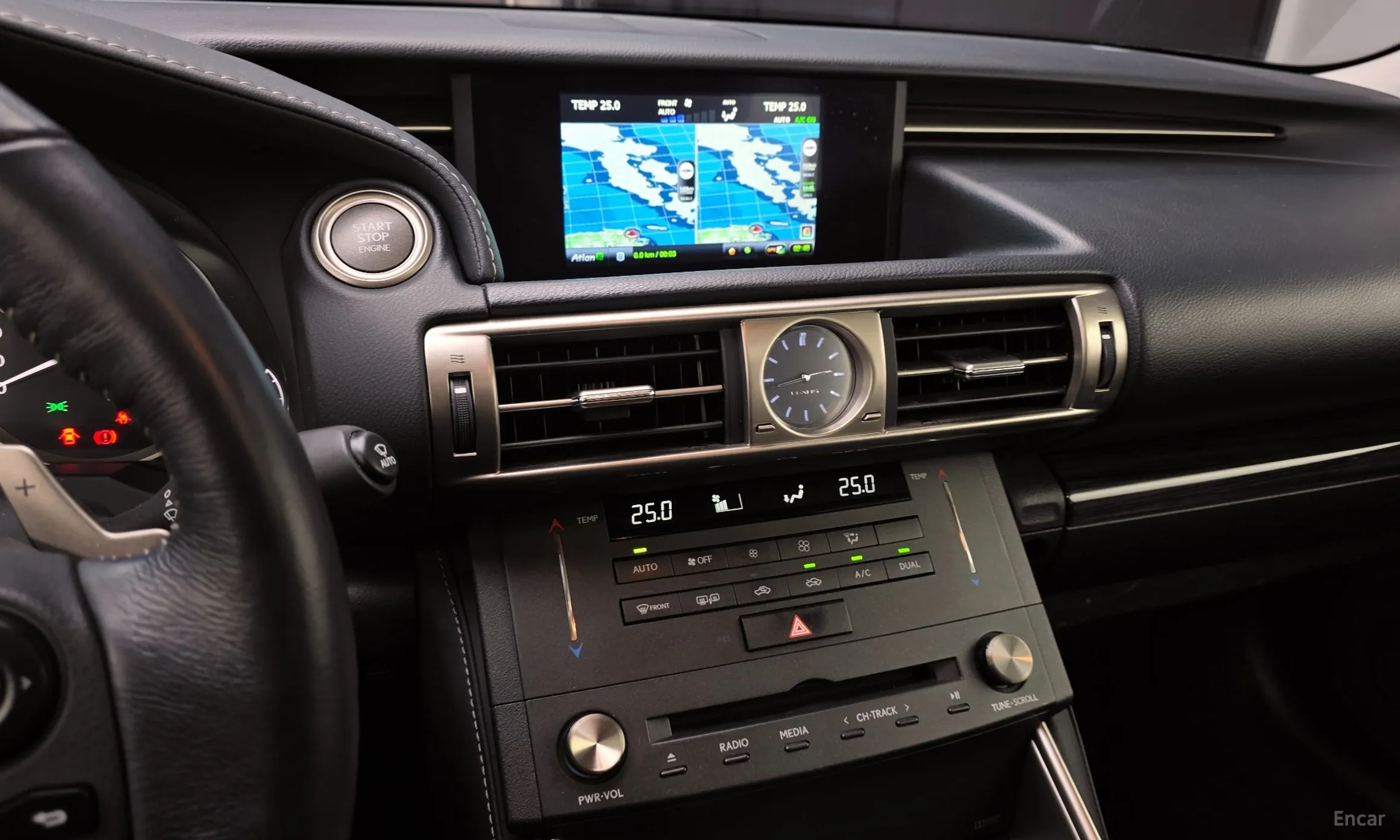 Lexus New IS250 превью 14