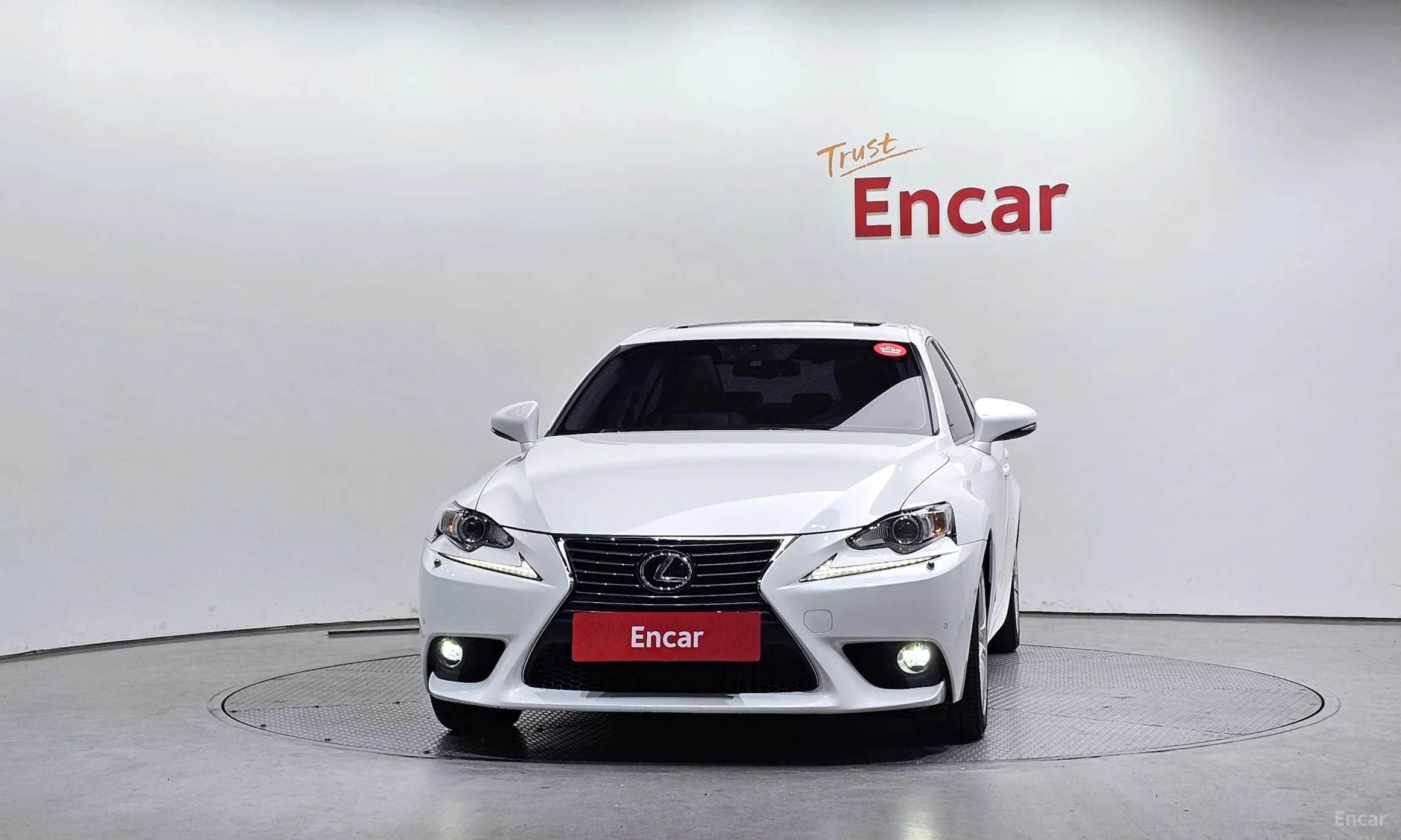 Lexus New IS250 превью 3