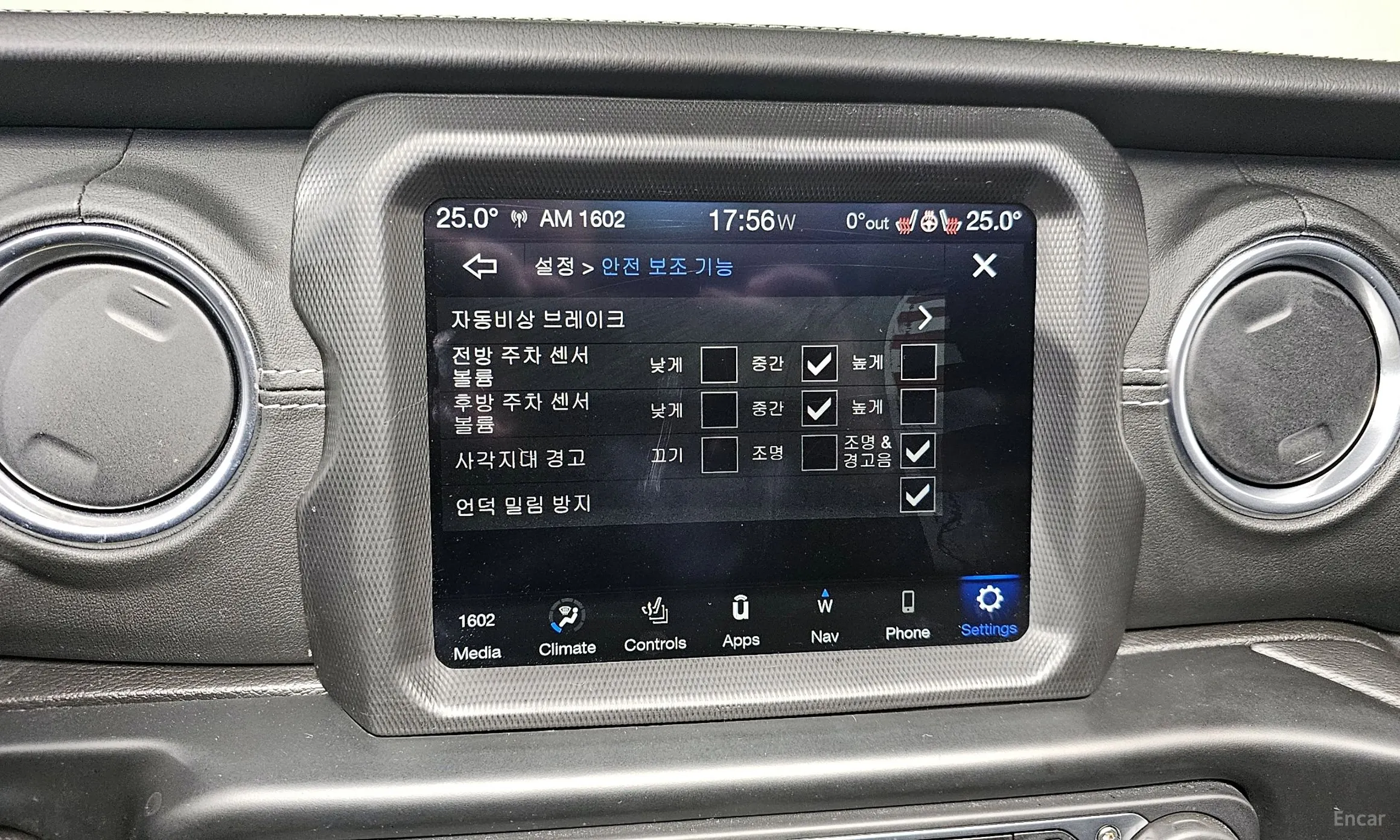 Jeep Wrangler (JL) превью 16