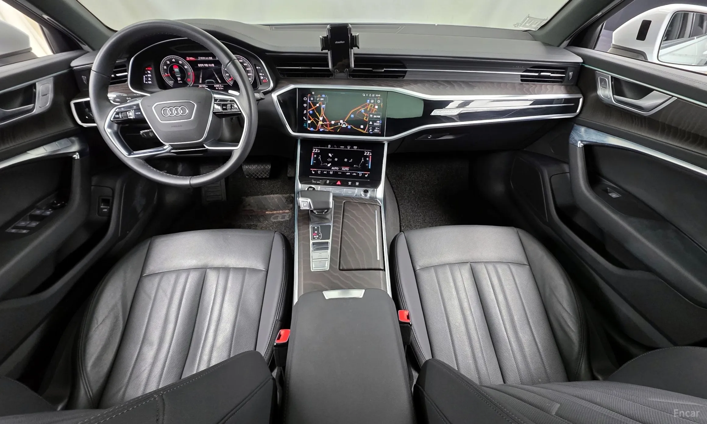 Audi A6 (C8) превью 7