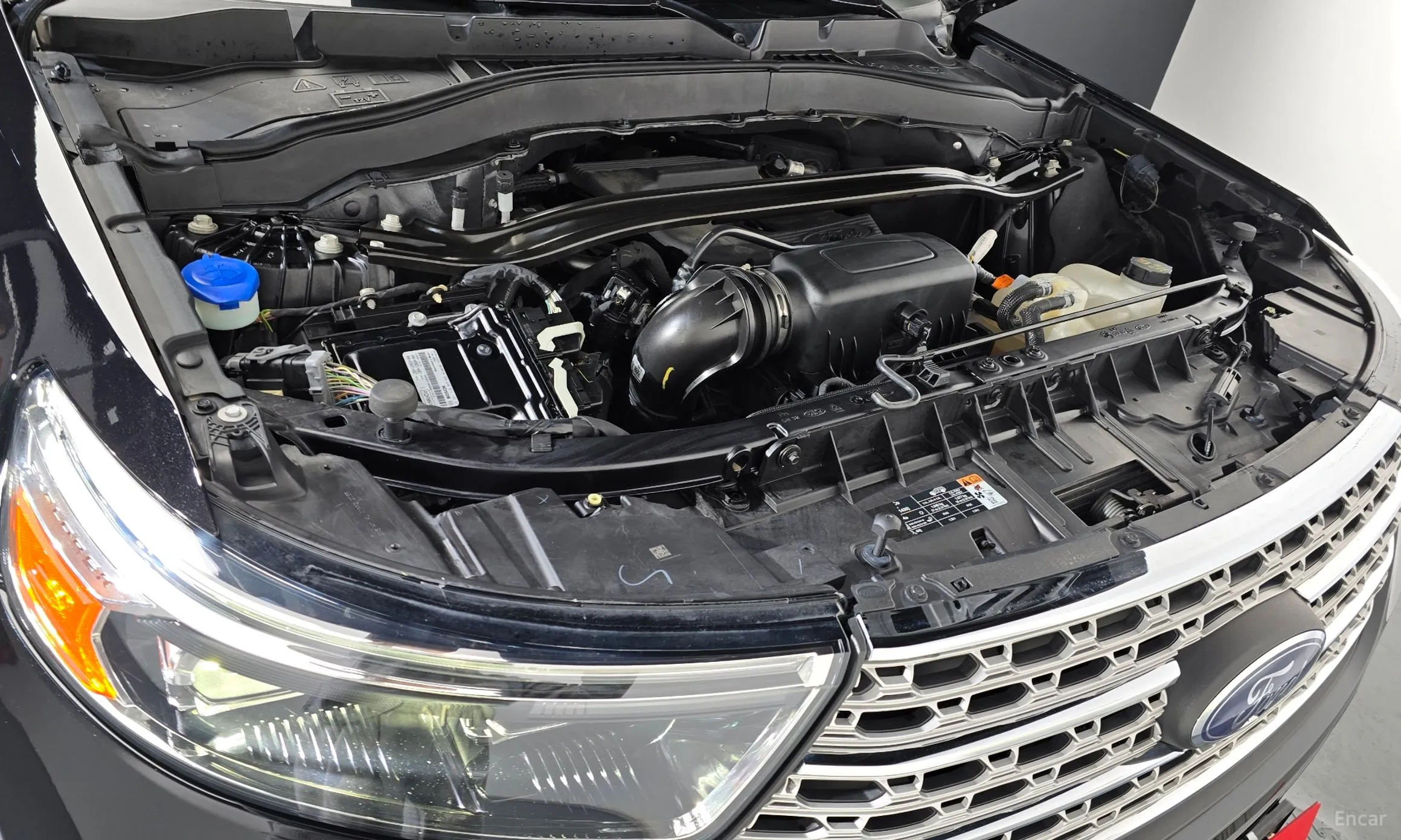 Ford Explorer 6th Generation превью 6