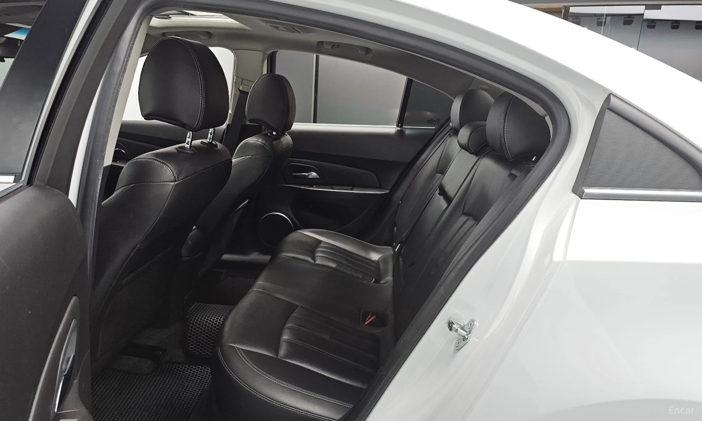 Chevrolet (GM Daewoo) Cruze превью 12