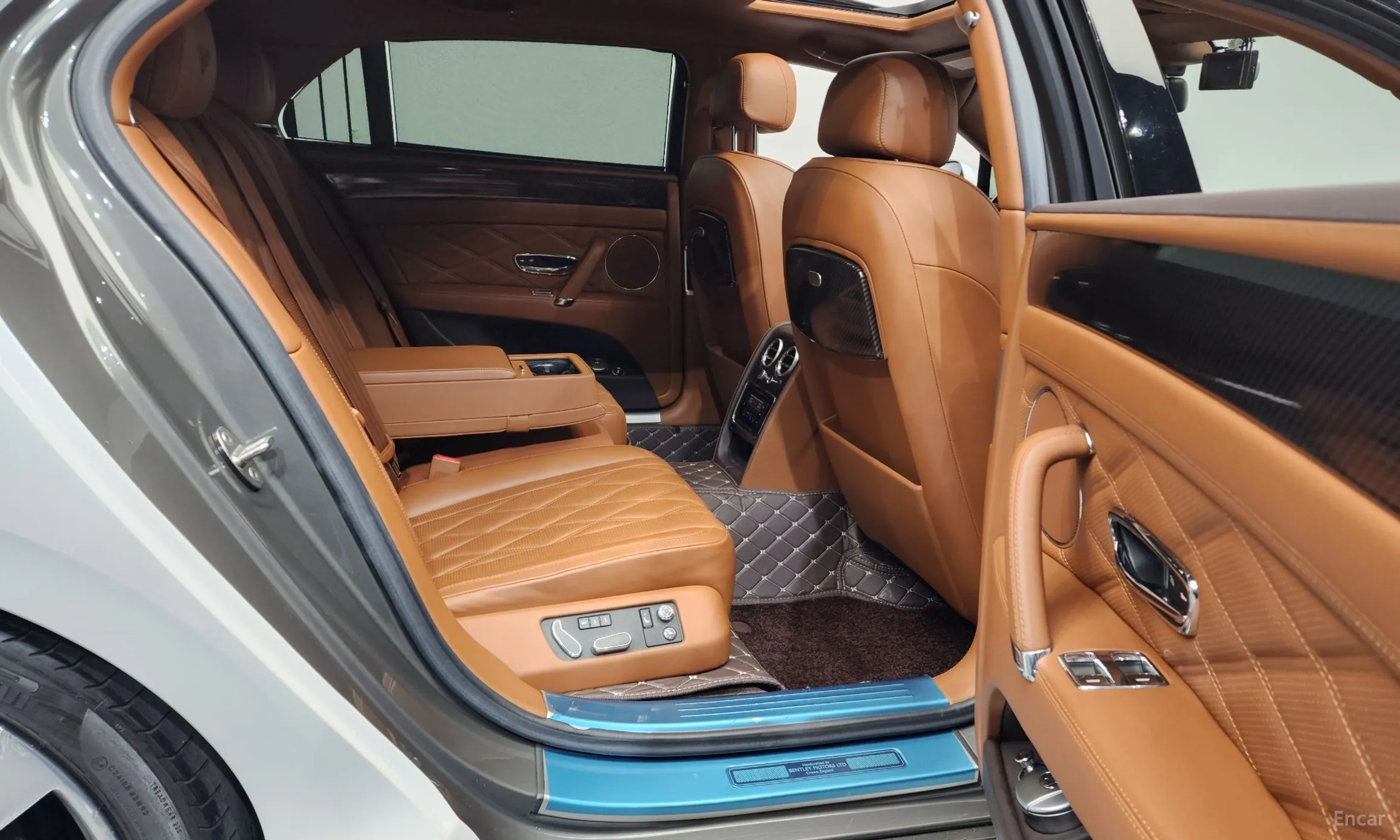 Bentley Flying Spur 2nd Generation превью 12