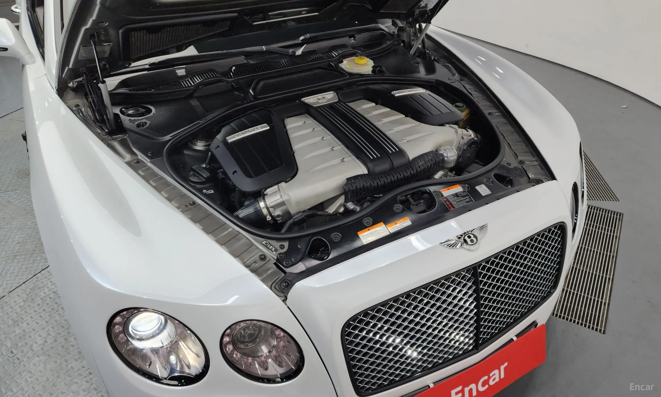 Bentley Flying Spur 2nd Generation превью 6