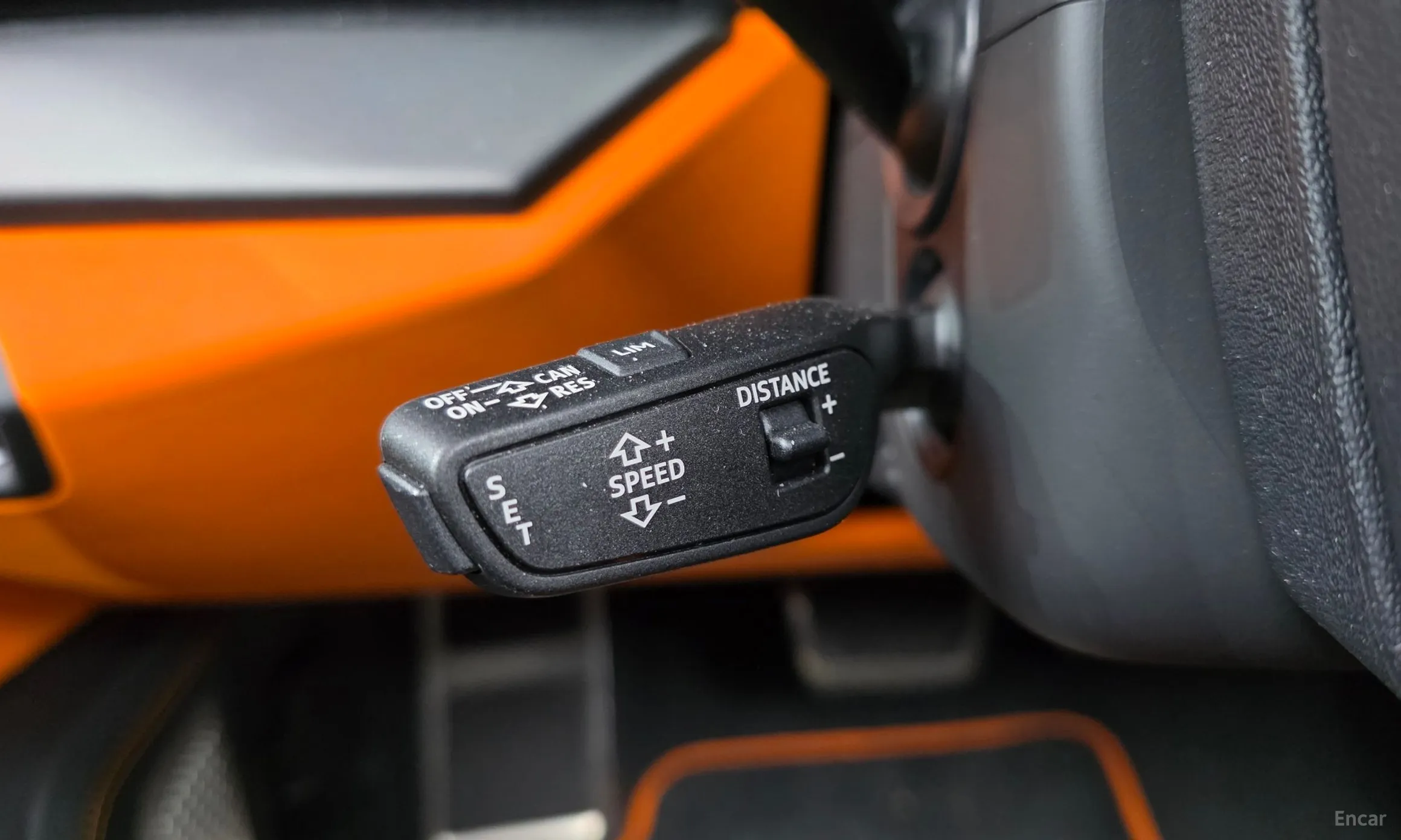 Lamborghini Urus превью 18