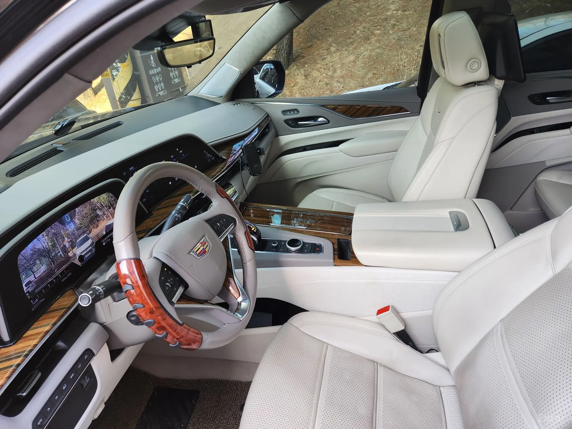 Cadillac Escalade 5th Generation превью 5