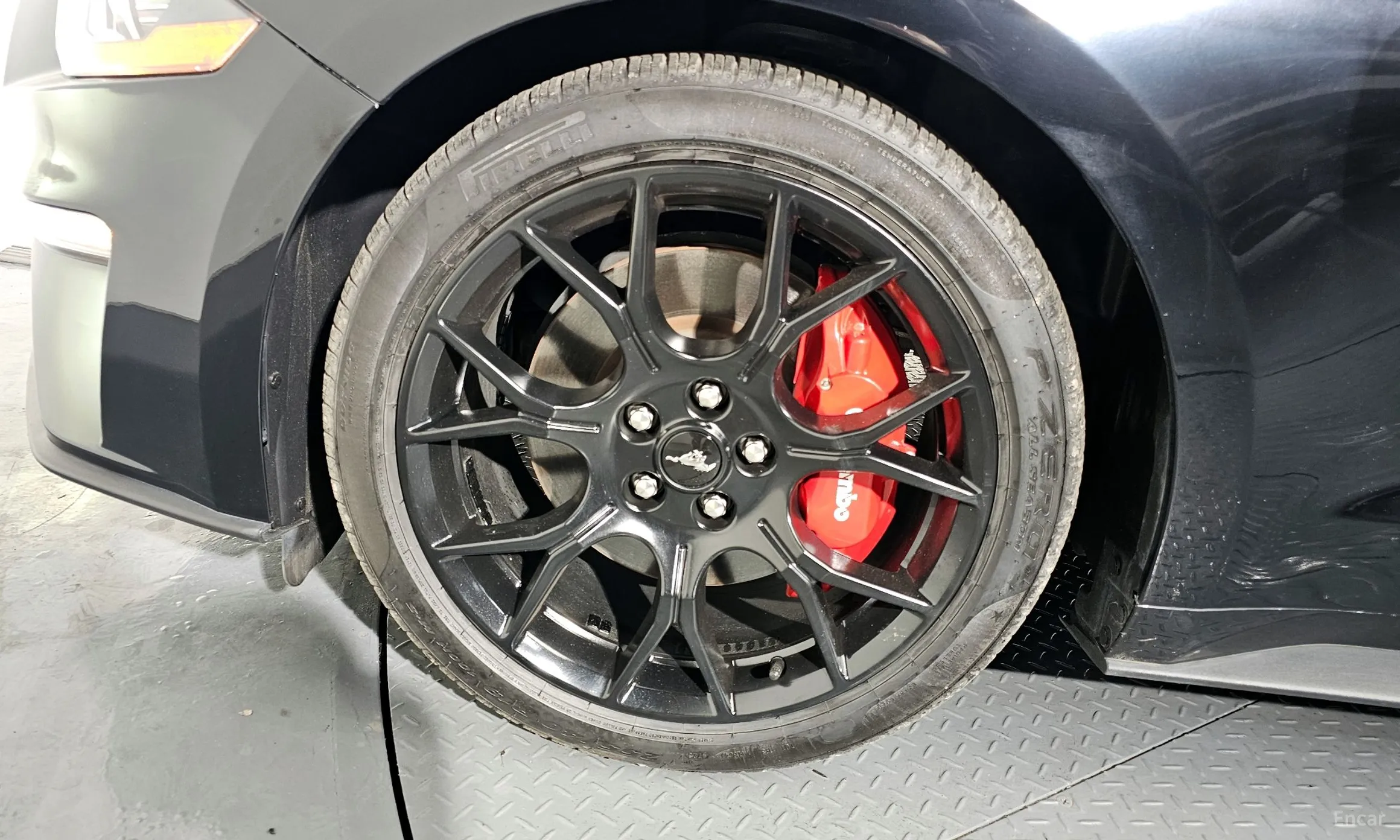 Ford Mustang превью 5