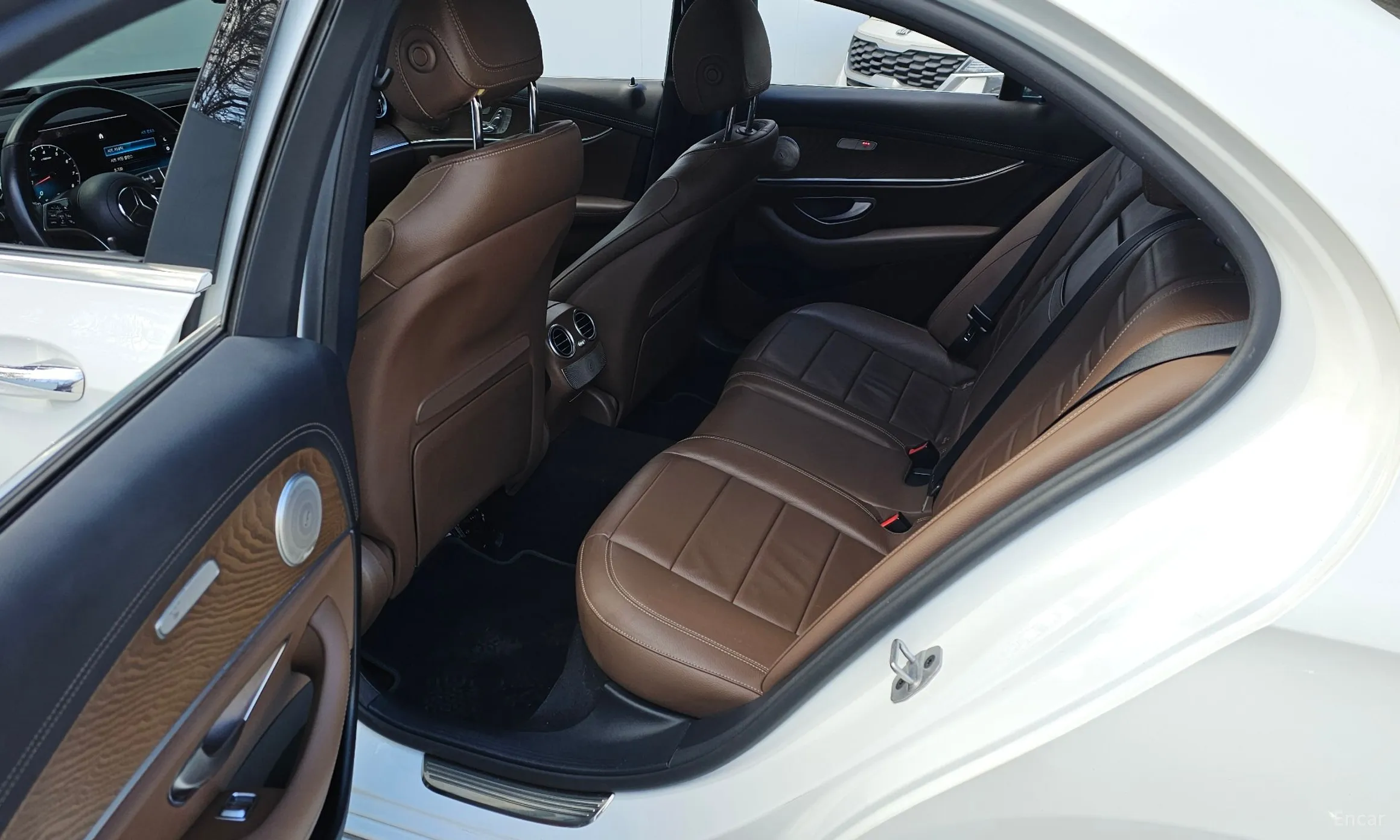 Mercedes Benz E-Class W213 превью 12