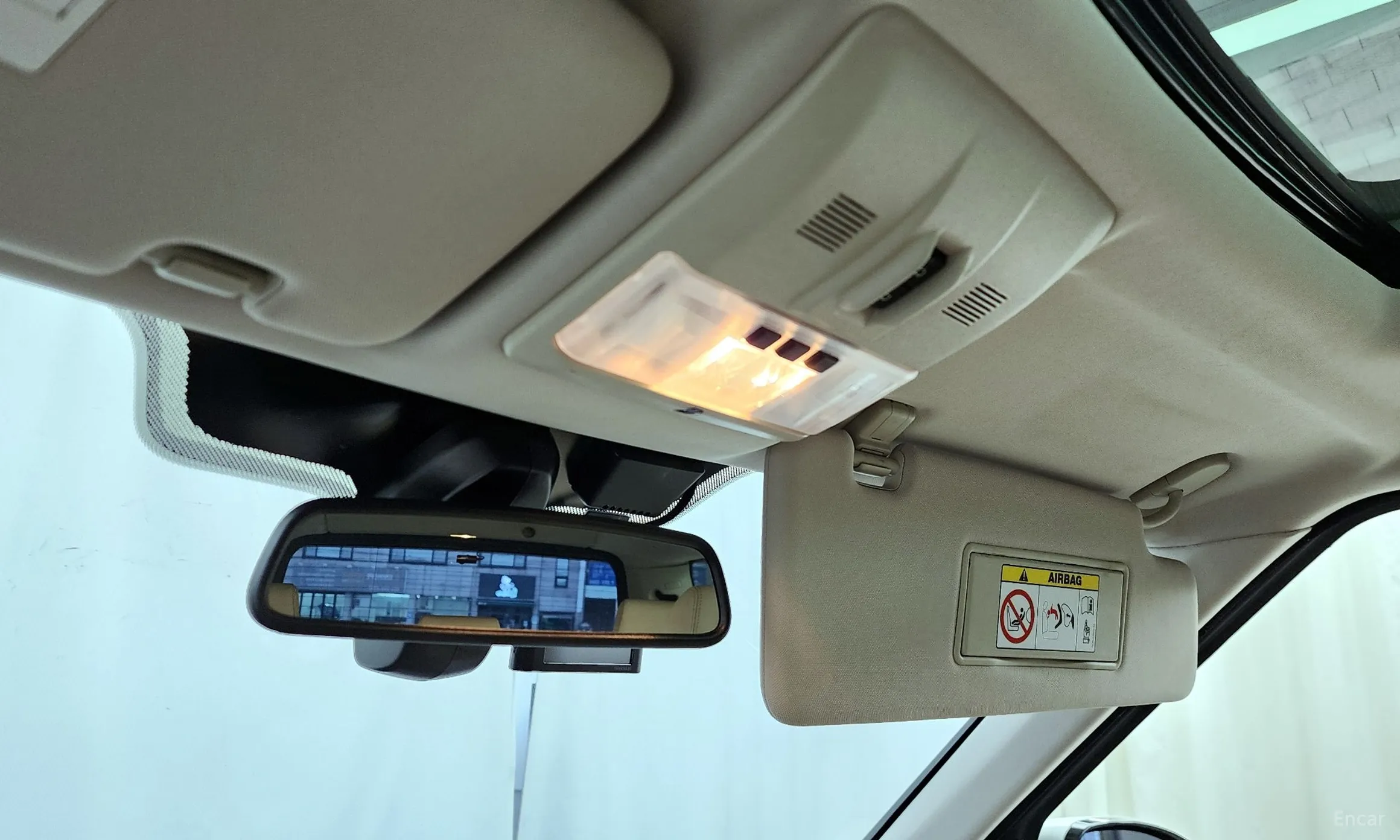 Land Rover Discovery 4 превью 17