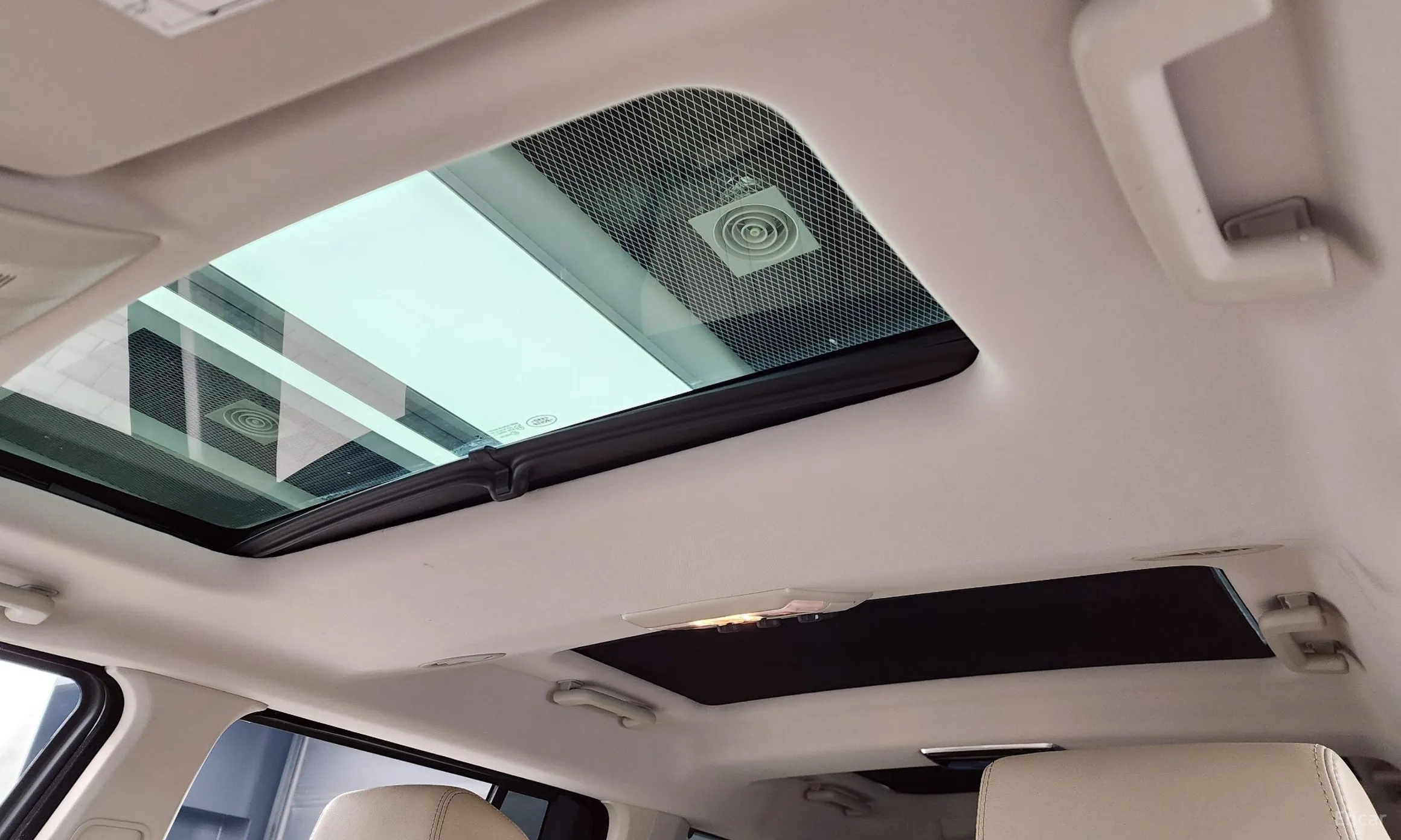 Land Rover Discovery 4 превью 18