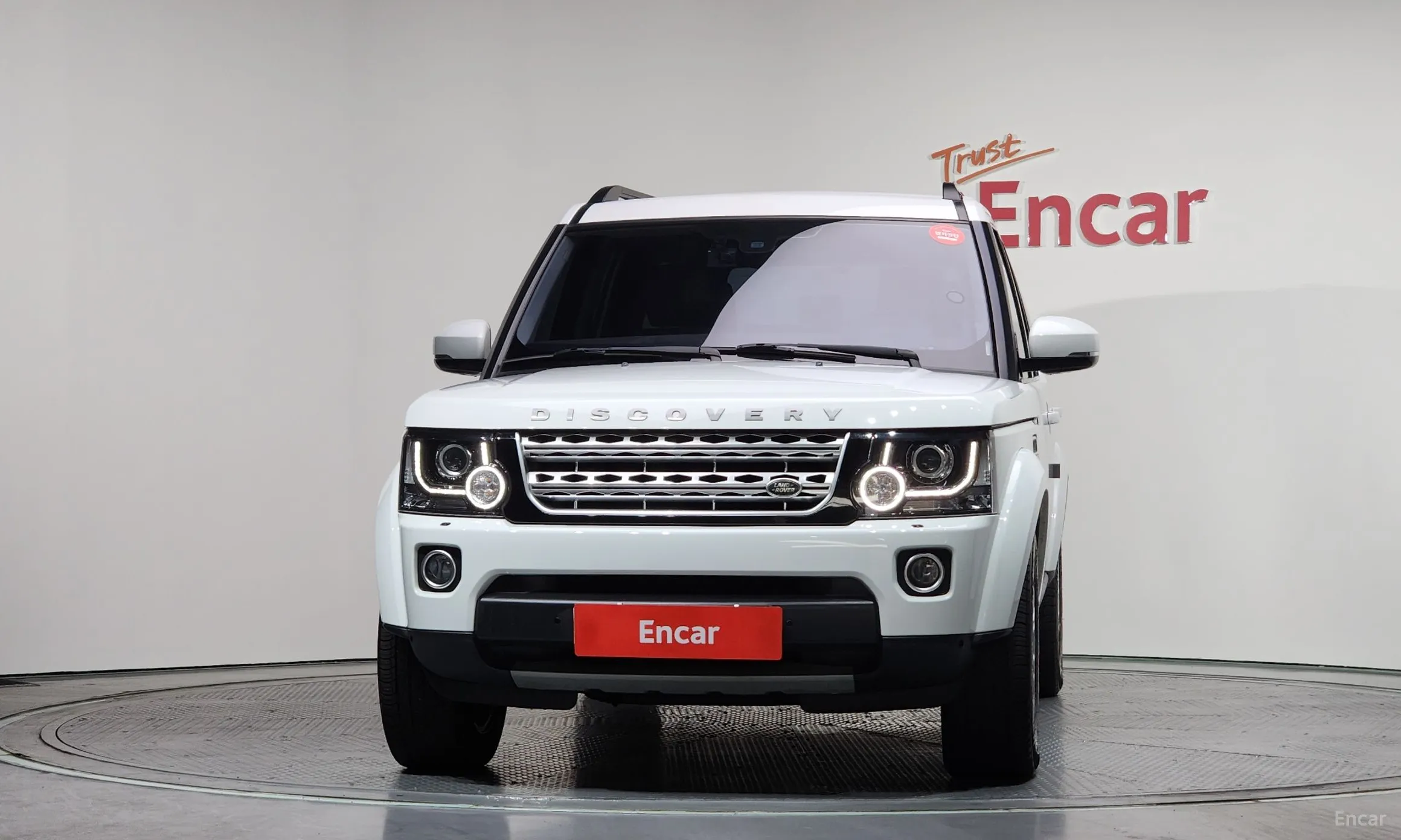 Land Rover Discovery 4 превью 3