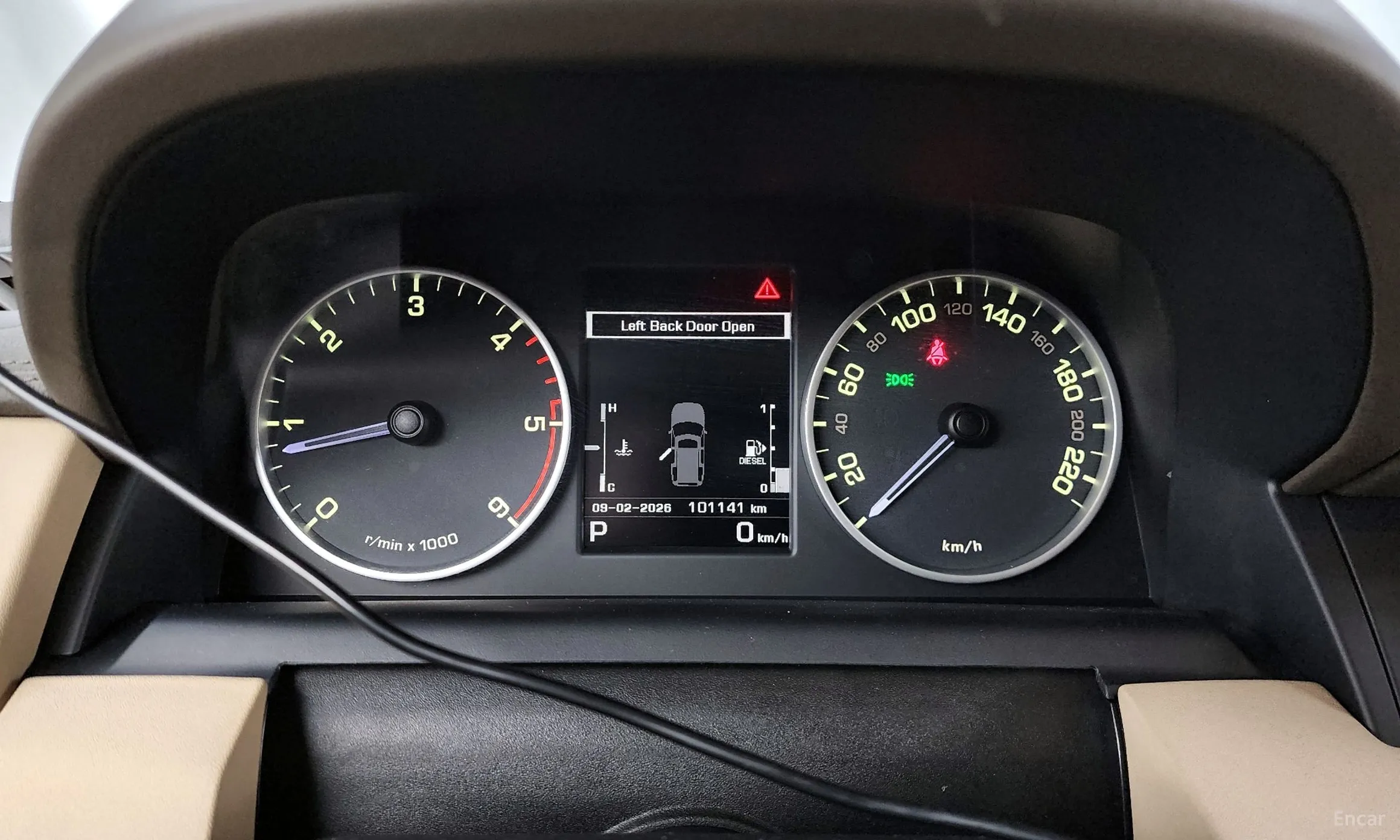 Land Rover Discovery 4 превью 8