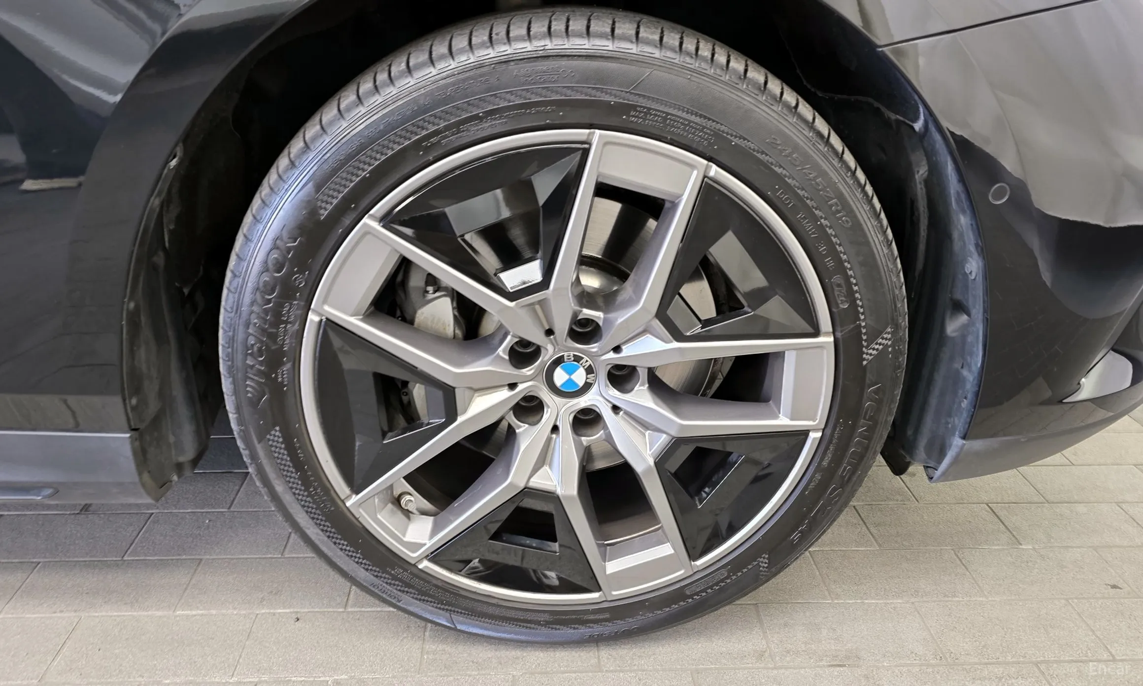 BMW 5 Series (G60) превью 5