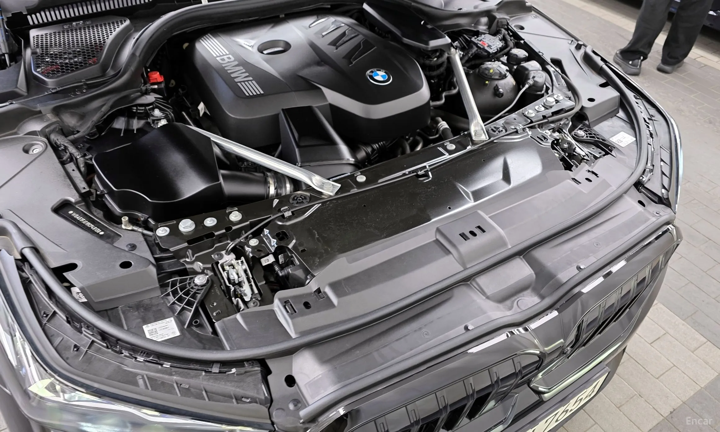 BMW 5 Series (G60) превью 6