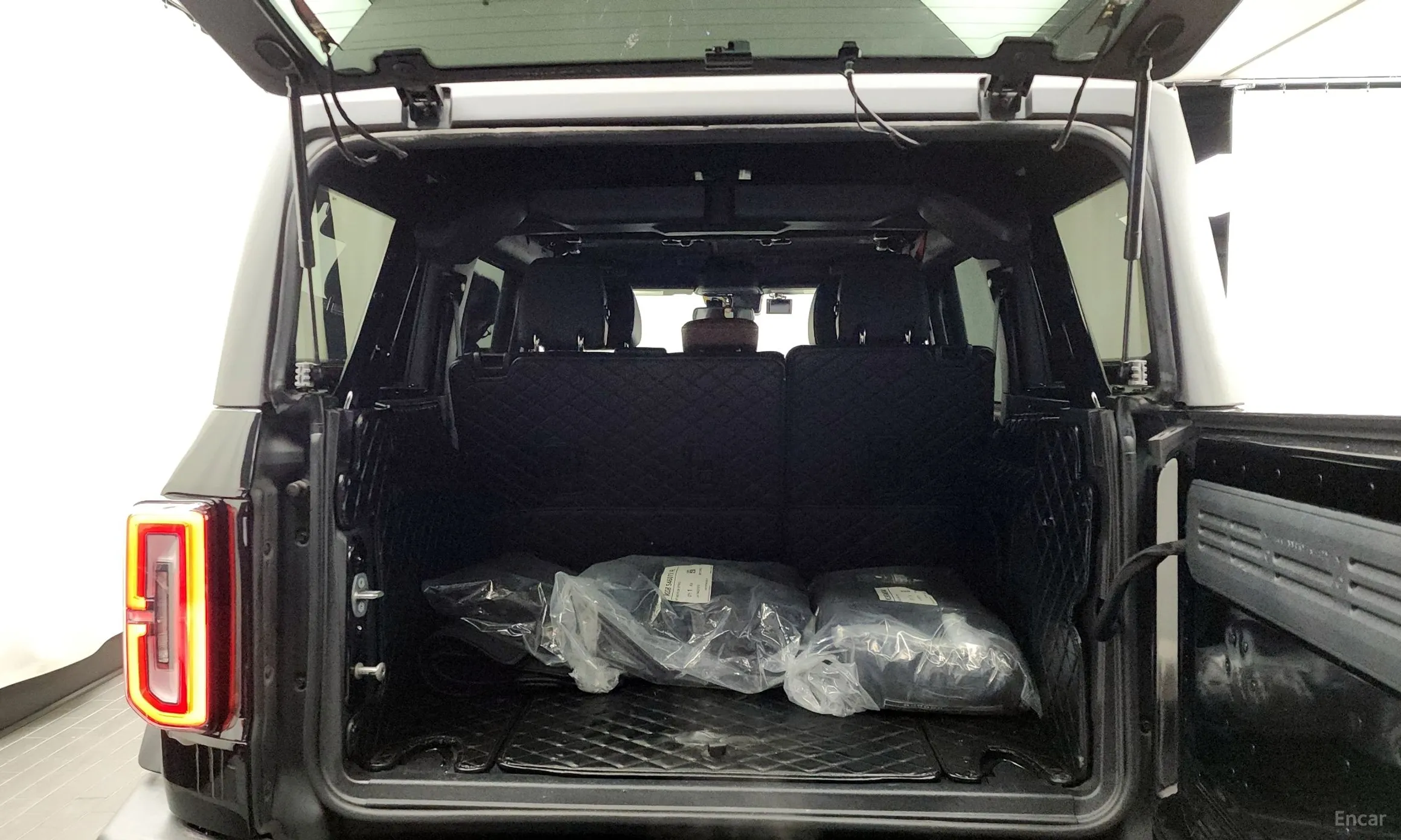 Ford Bronco 6th Generation превью 20