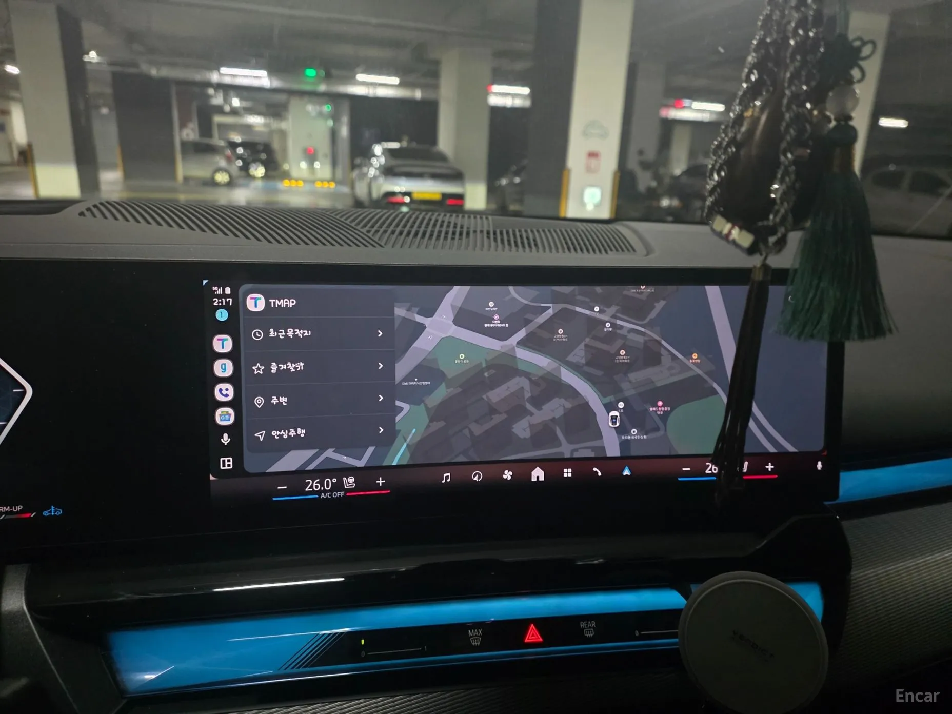 BMW 5 Series (G60) превью 6