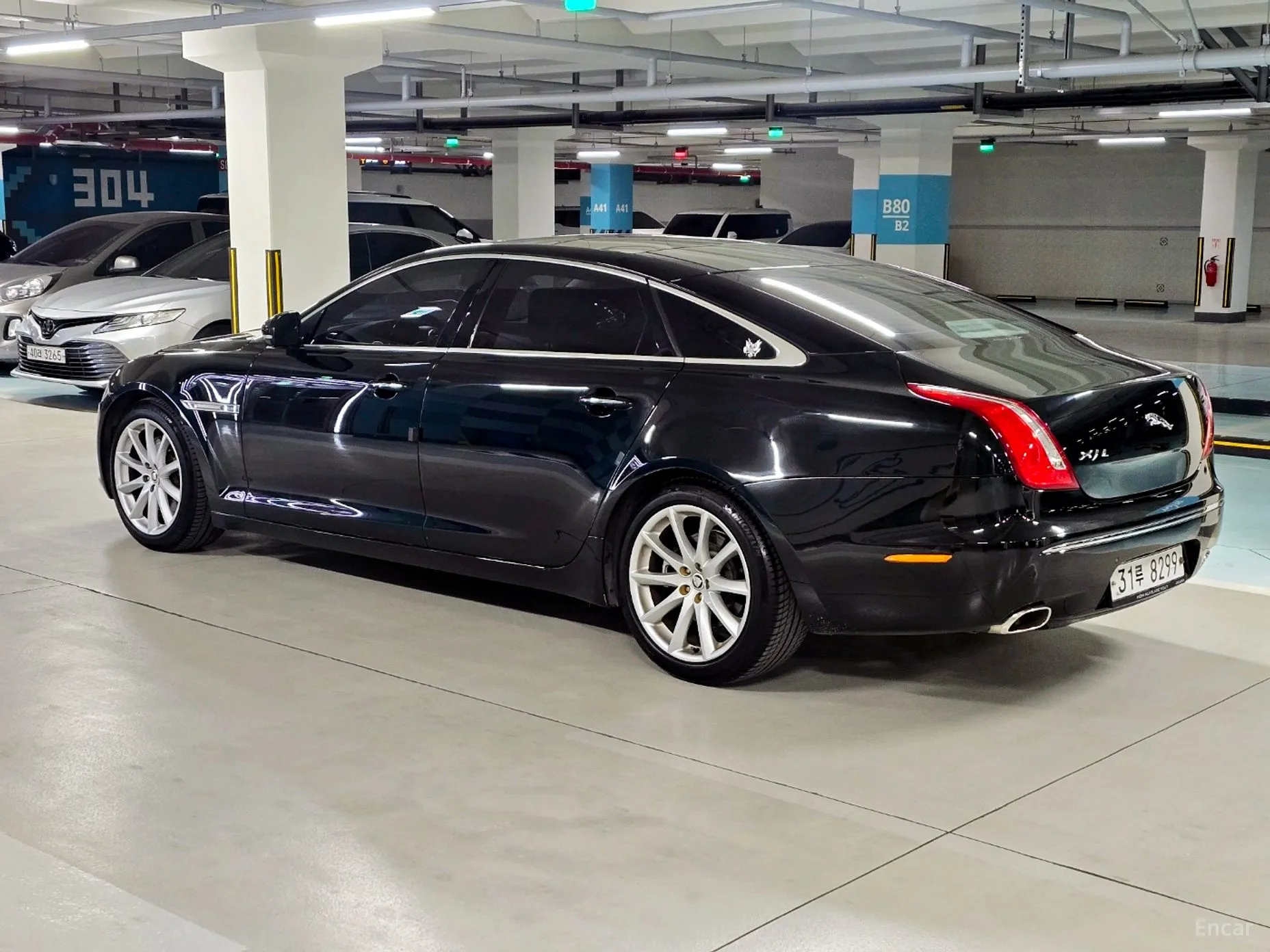Jaguar All New XJ превью 5