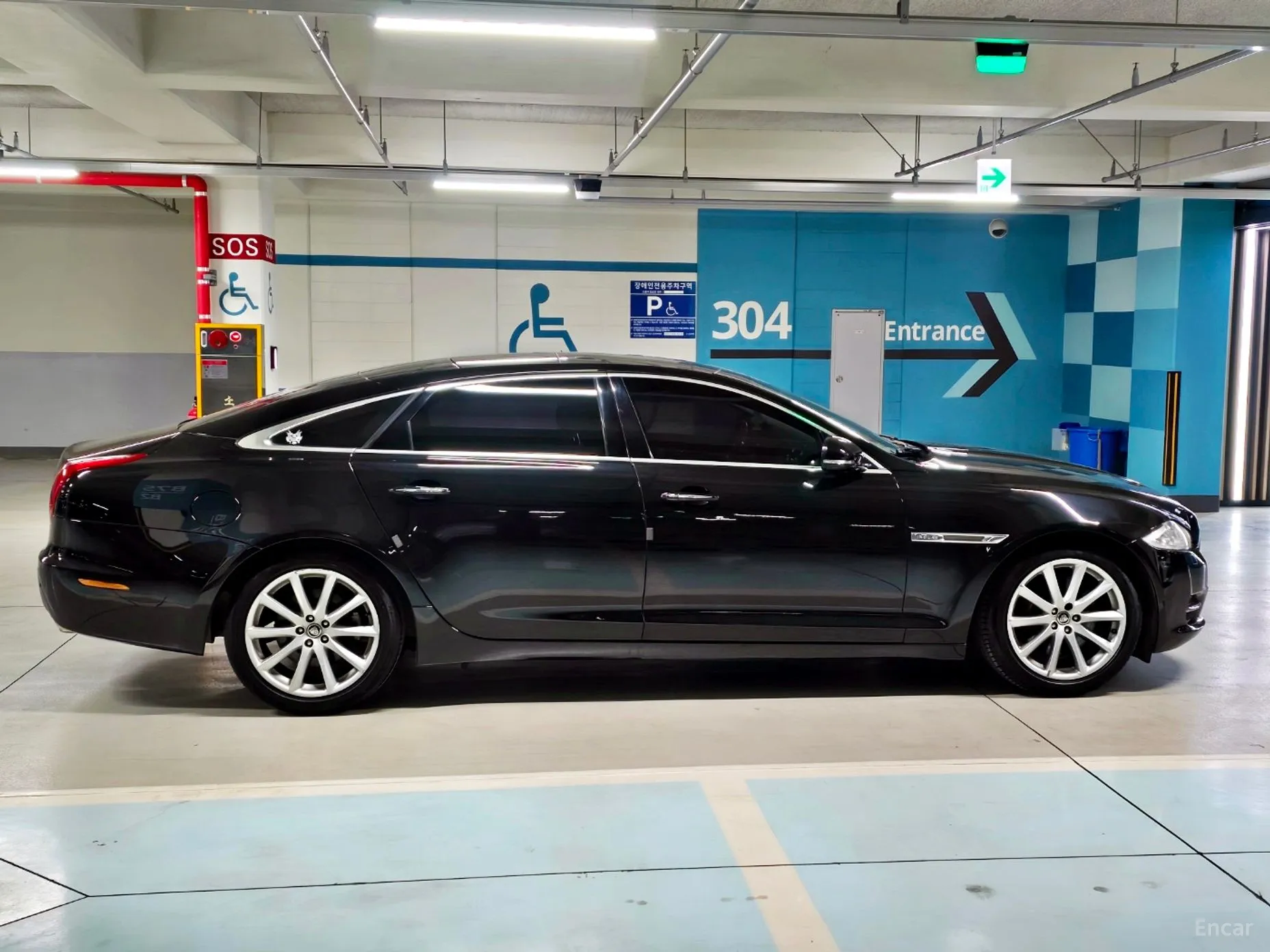 Jaguar All New XJ превью 8