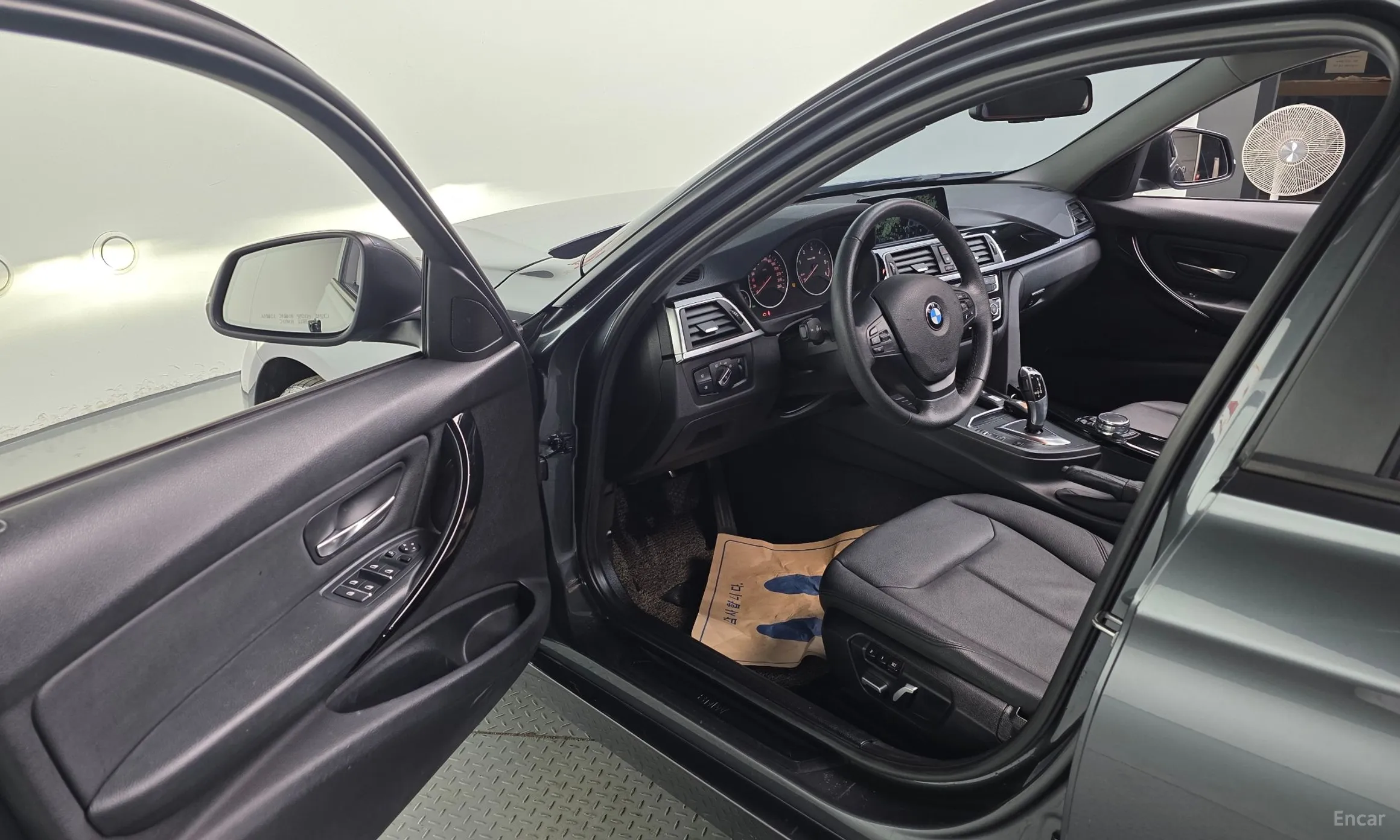 BMW 3 Series (F30) превью 11