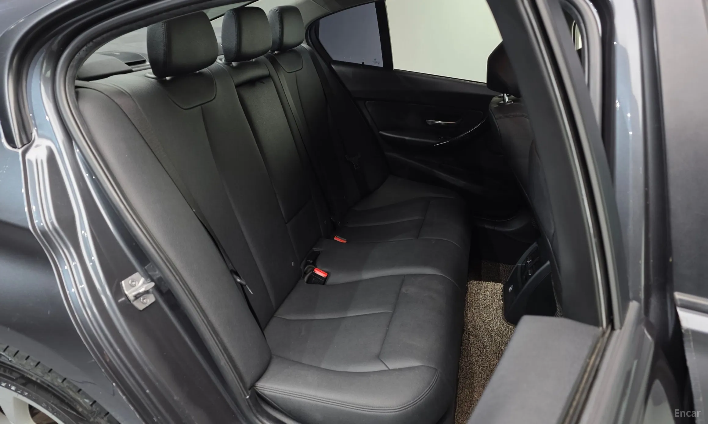 BMW 3 Series (F30) превью 12
